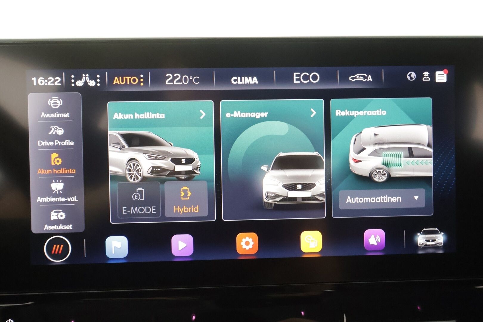 Seat Leon Sportstourer 2022 1,4 PHEV 204 eHybrid Xcellence DSG - | ACC | LED | Kamera | Navi | Apple&Android | Kaistavahti | Keyless | Akku kuntotarkastettu | Kahdet Seatin vanteet | Merkkihuollottu | 1-om Suomi-auto