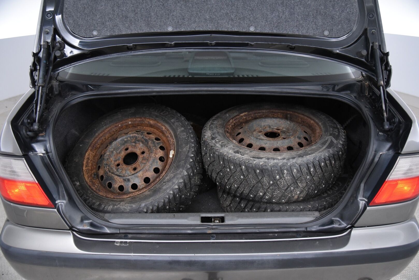 Nissan Primera 1997 4D PRIMERA 2.0-BCAP11/260 / Myydään huutokaupat.com:issa! - Myydään vain huutokaupat.com:issa! 