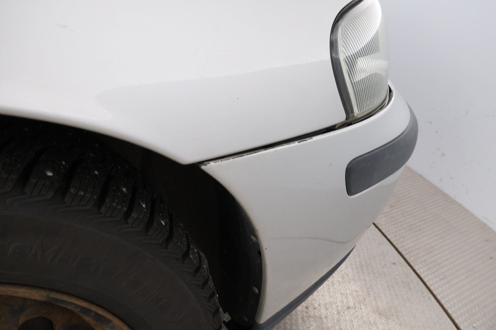 Volvo S60 2001 S60 SEDAN 2.4 TURBO AUTOMATIC *-YritysOutlet - Myydään vain yrityksille* - *Vetokoukku / Vakkari / Nahkasisusta / 2x-renkaat / Katsastus 07/2026!* -YritysOutlet - Myydään vain yrityksille