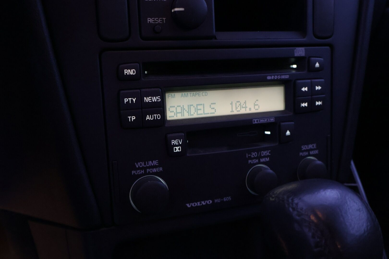 Volvo V40 2002 Sportswagon 2,0T A Business - YritysOutlet - Myydään vain yrityksille - *Nahat / Vakkari / Ilmastointi*