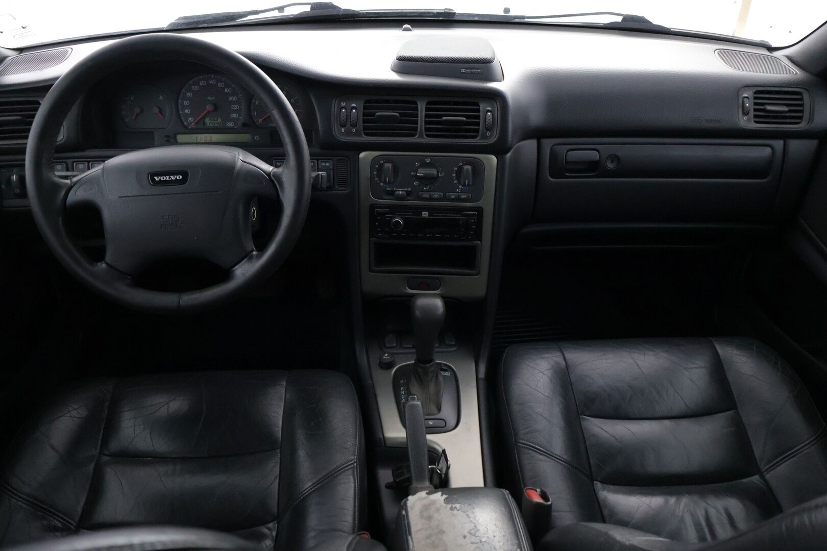 Volvo V70 1999 5D V70 WAGON 2.4 AUTOMATIC-LW61F9/266 - - Myydään Huutokaupat.com