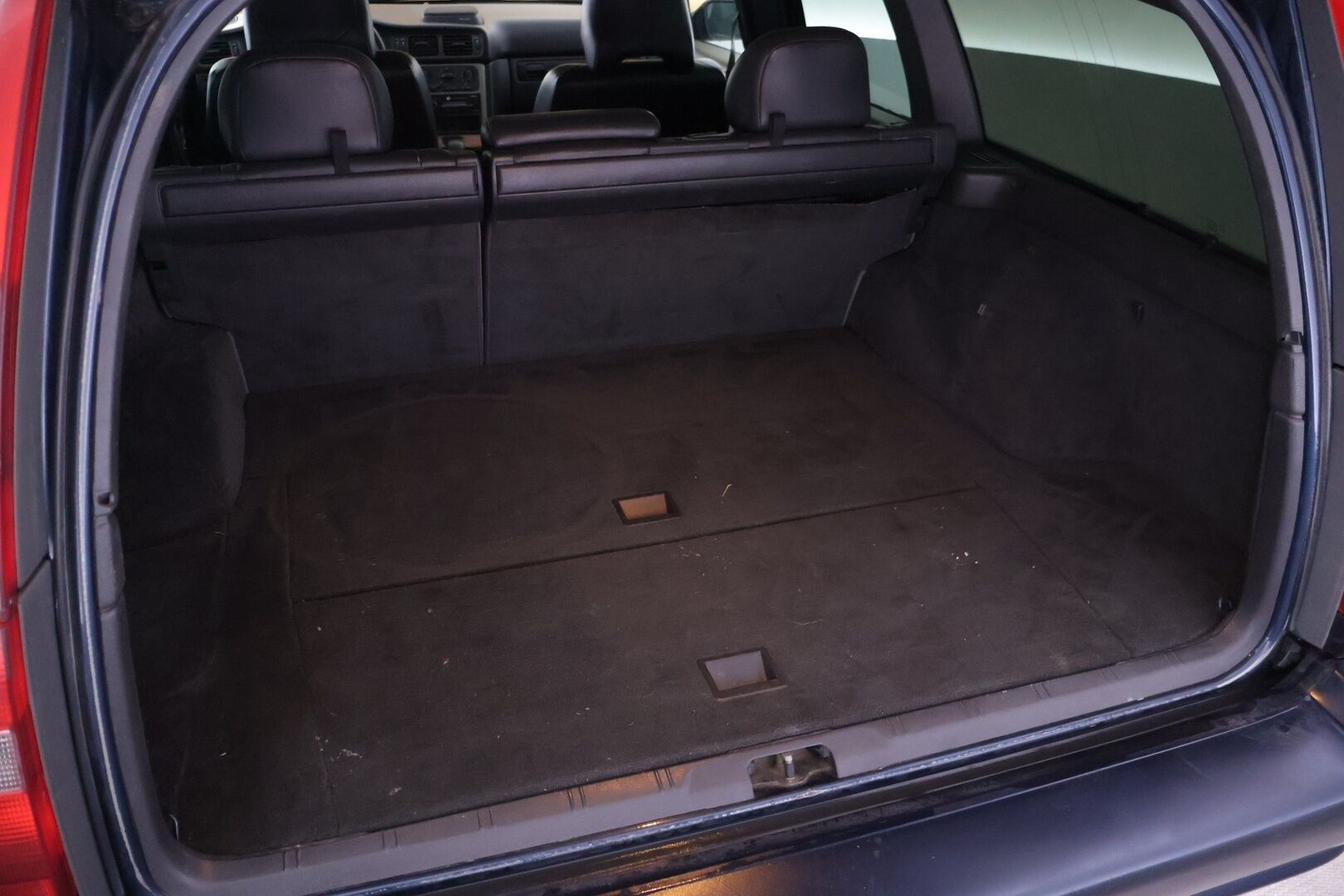 Volvo V70 1999 5D V70 WAGON 2.4 AUTOMATIC-LW61F9/266 - - Myydään Huutokaupat.com