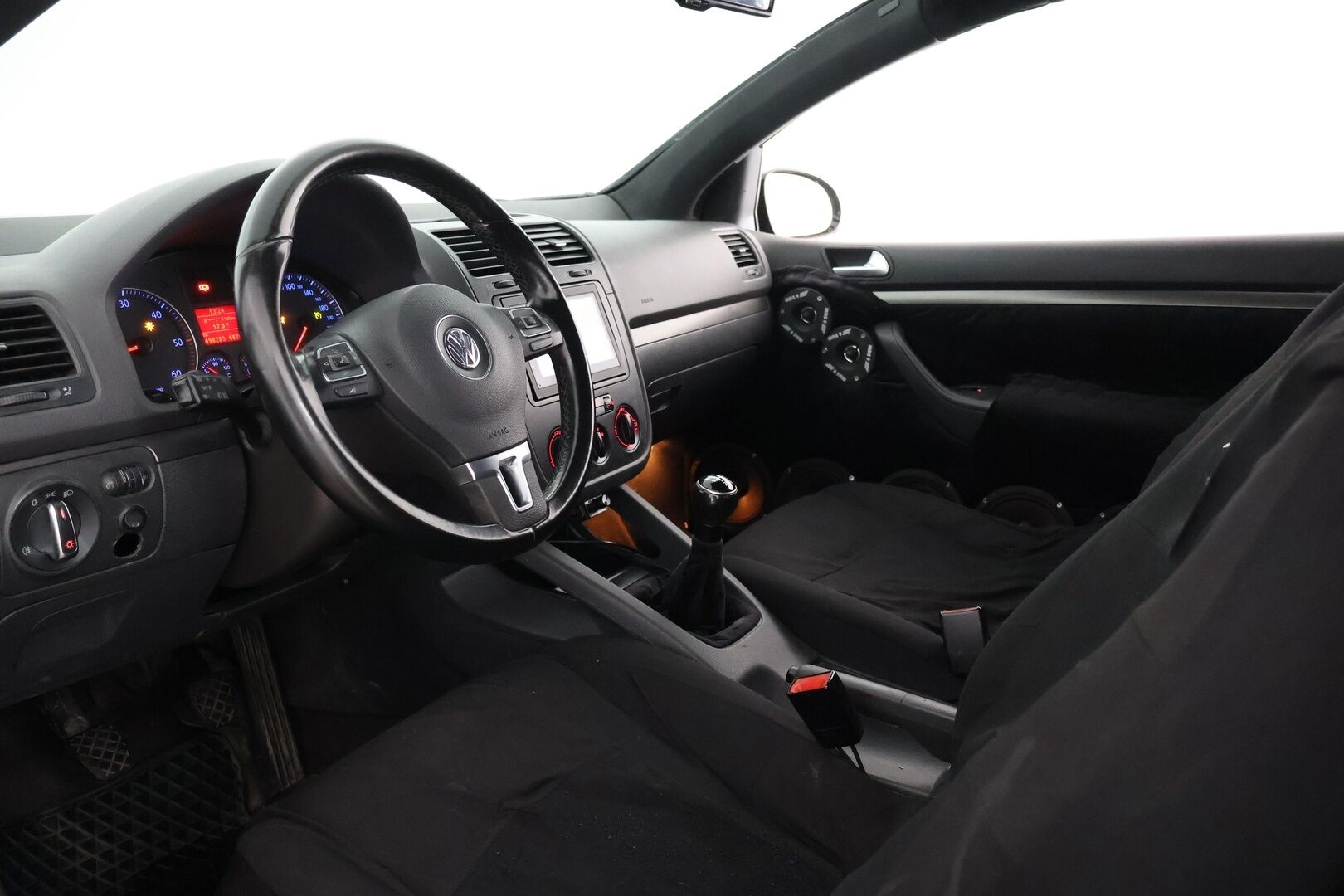 Volkswagen Golf 2004 Hatchback 2-0TDI | Hirmuiset poppivehkeet! - -YritysOutlet - Myydään vain yrityksille