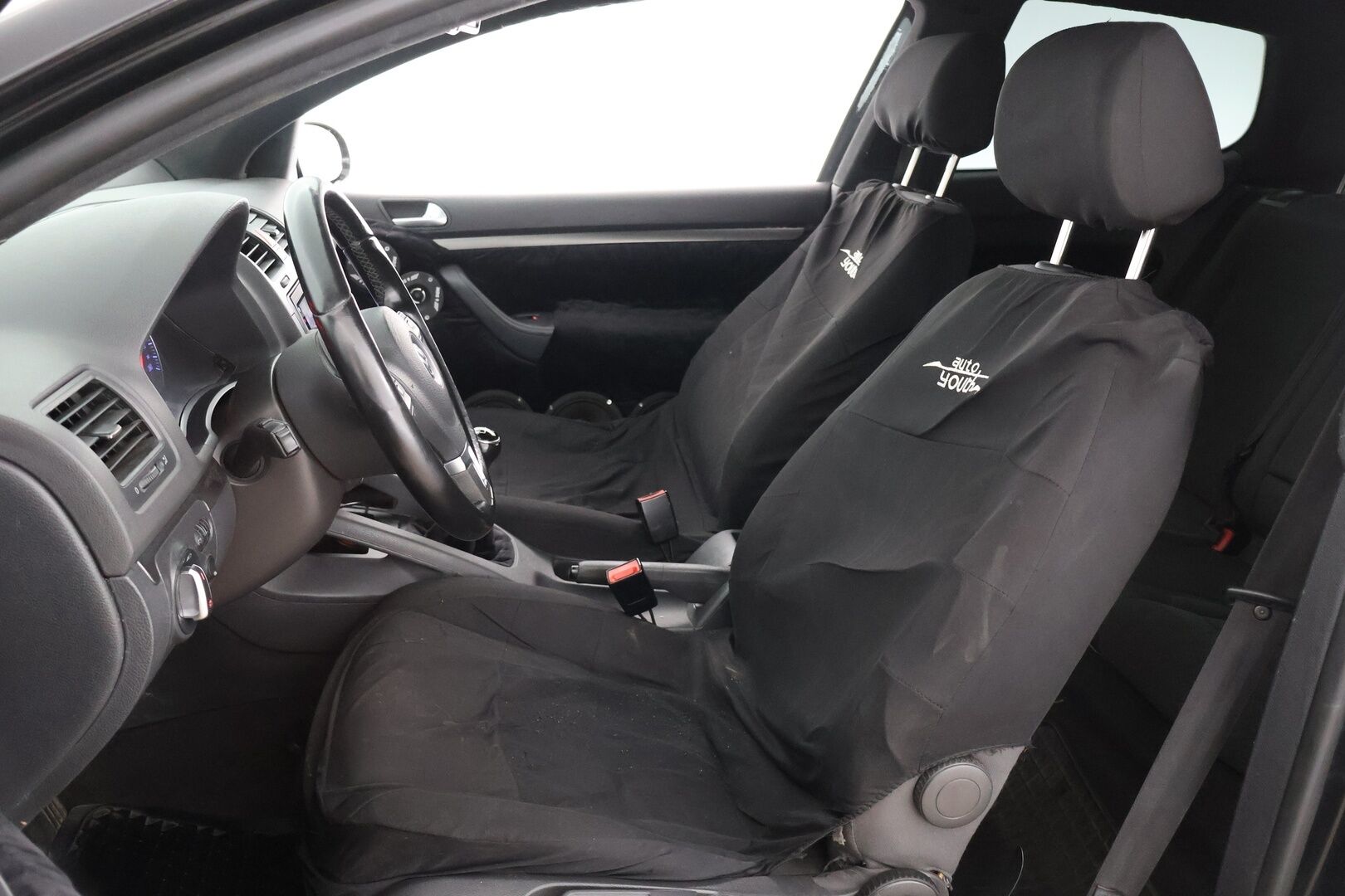 Volkswagen Golf 2004 Hatchback 2-0TDI | Hirmuiset poppivehkeet! - -YritysOutlet - Myydään vain yrityksille