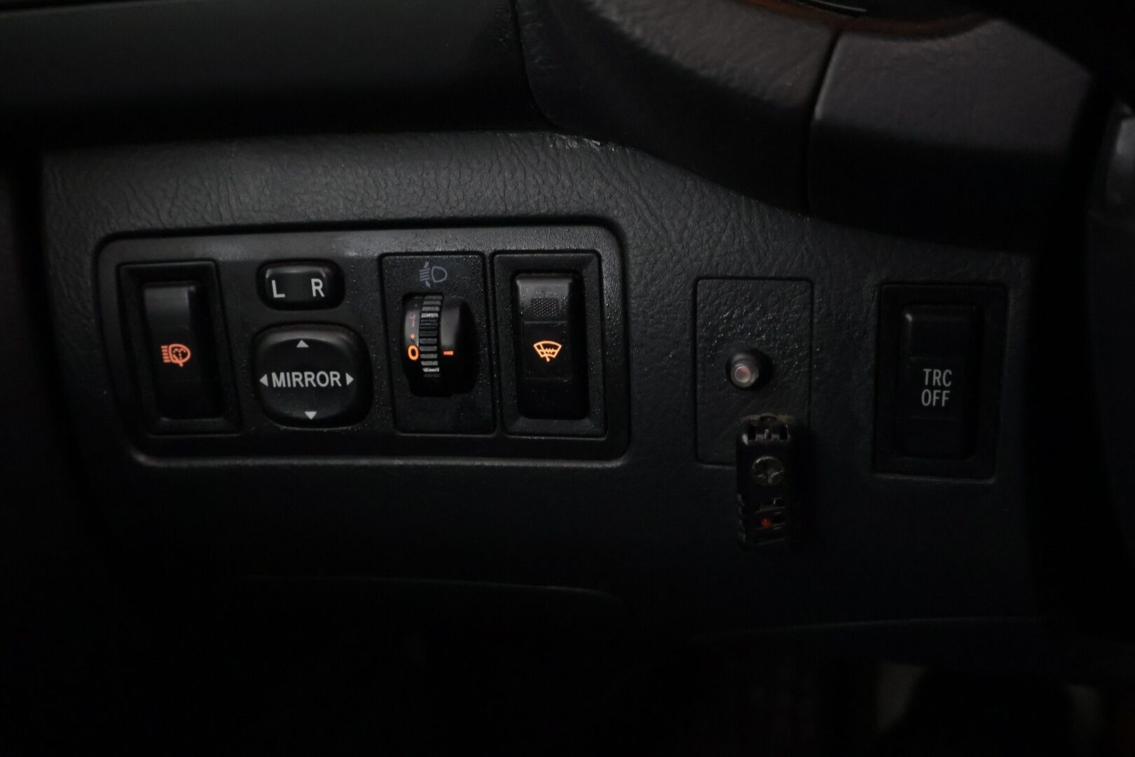 Toyota Avensis 2004 1,8 VVT-i Linea Terra Wagon * YritysOutlet - Myydään vain yrityksille / Heti ajoon / Pitkä leima! - YritysOutlet - Myydään vain yrityksille / Leimaa 10/2026