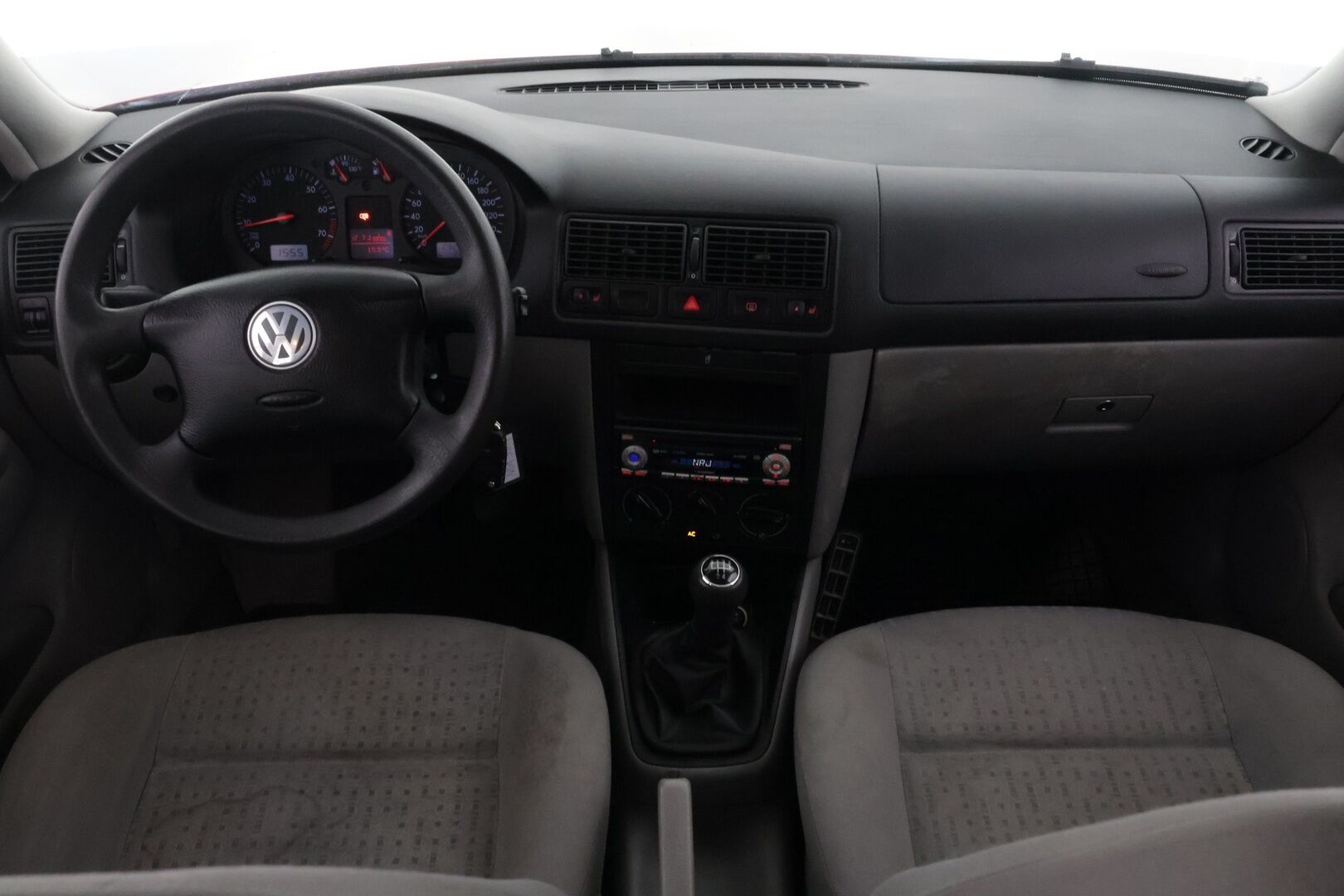 Volkswagen Golf Variant 2004 5D GOLF VARIANT 1.6-1J/250 - *Myydään vain Huutokaupat.comissa*