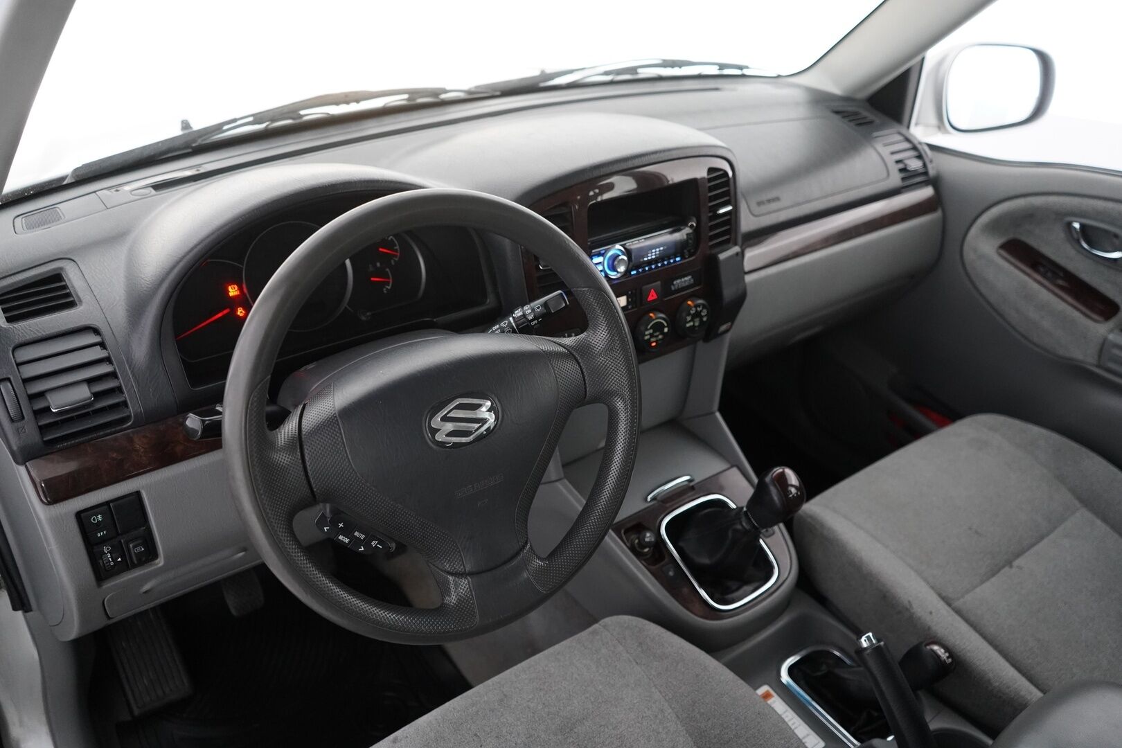 Suzuki Vitara 2005 GRAND VITARA XL-7 STW 2.7 V6 4x4 *HUUTOKAUPAT.COM* - 7-Paikkainen harvinaisuus 