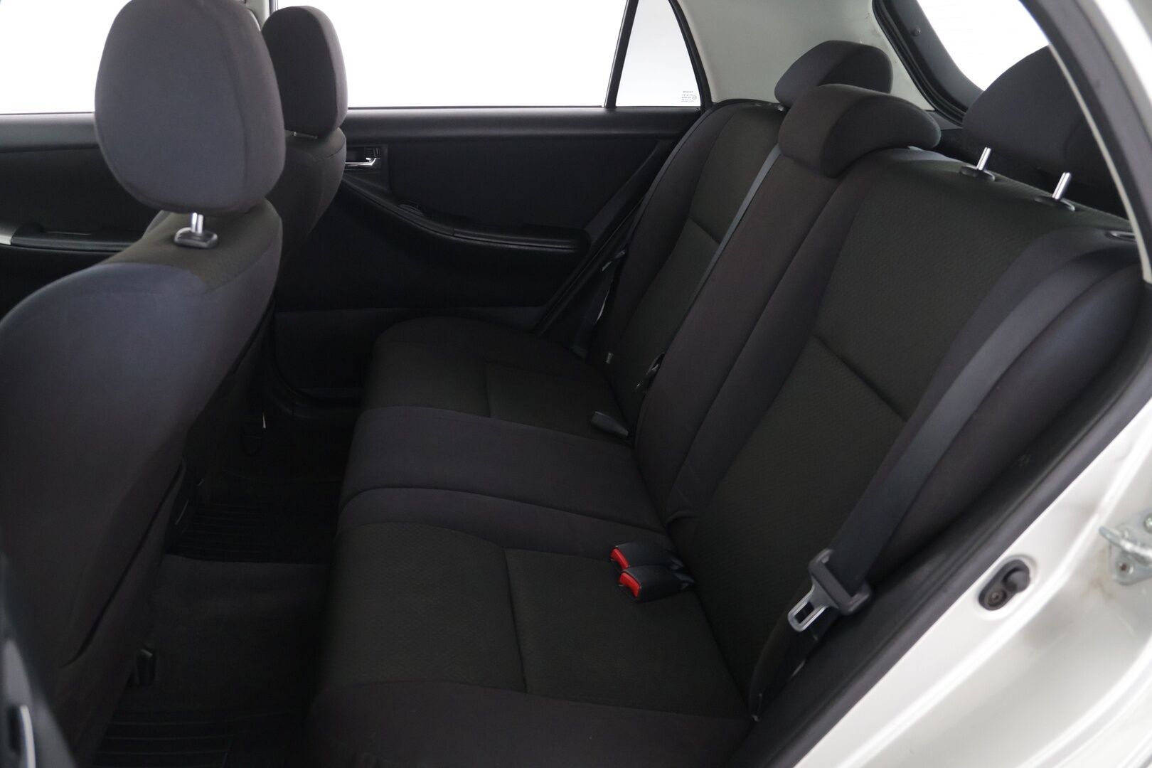 Toyota Corolla 2004 4D COROLLA HATCHBACK 1.6-ZZE121L-AHMNKW/260 - *Yritys Outlet- Myydään vain yrityksille!* | Luottopeli| Huoltokirja