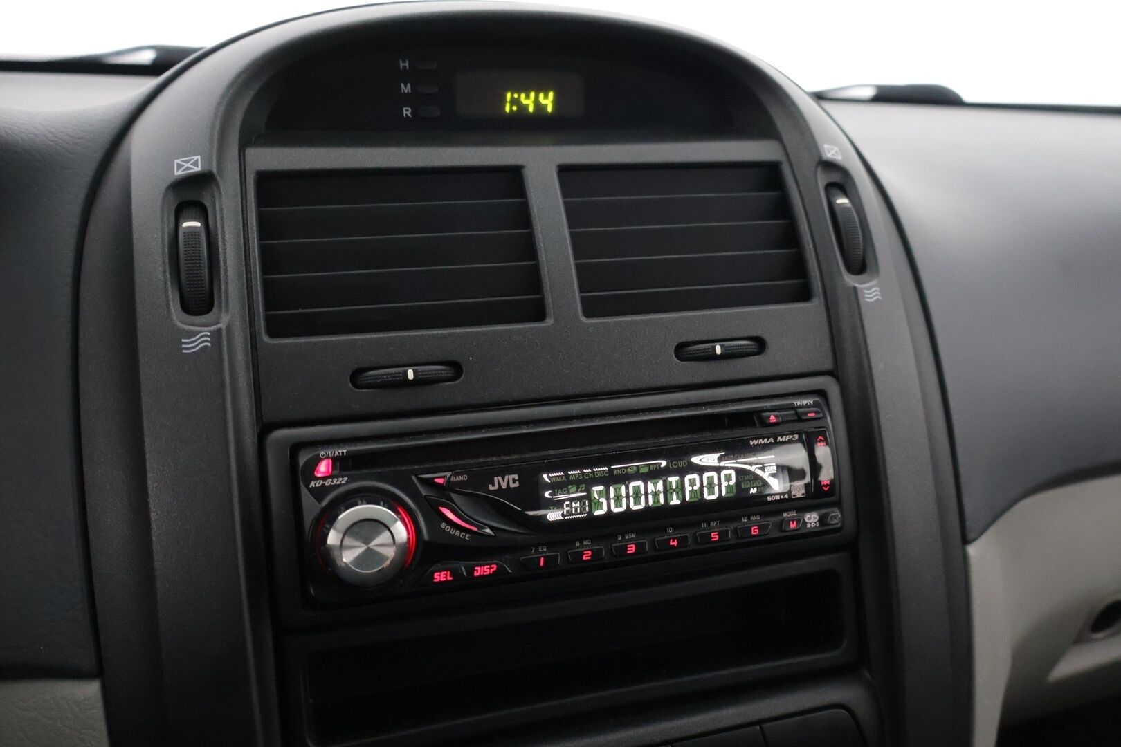 Kia Cerato 2006 *YritysOutlet - Myydään vain yrityksille* - *YritysOutlet - Myydään vain yrityksille* Sähköikkunat / Ilmastointi / Lohko sisä *