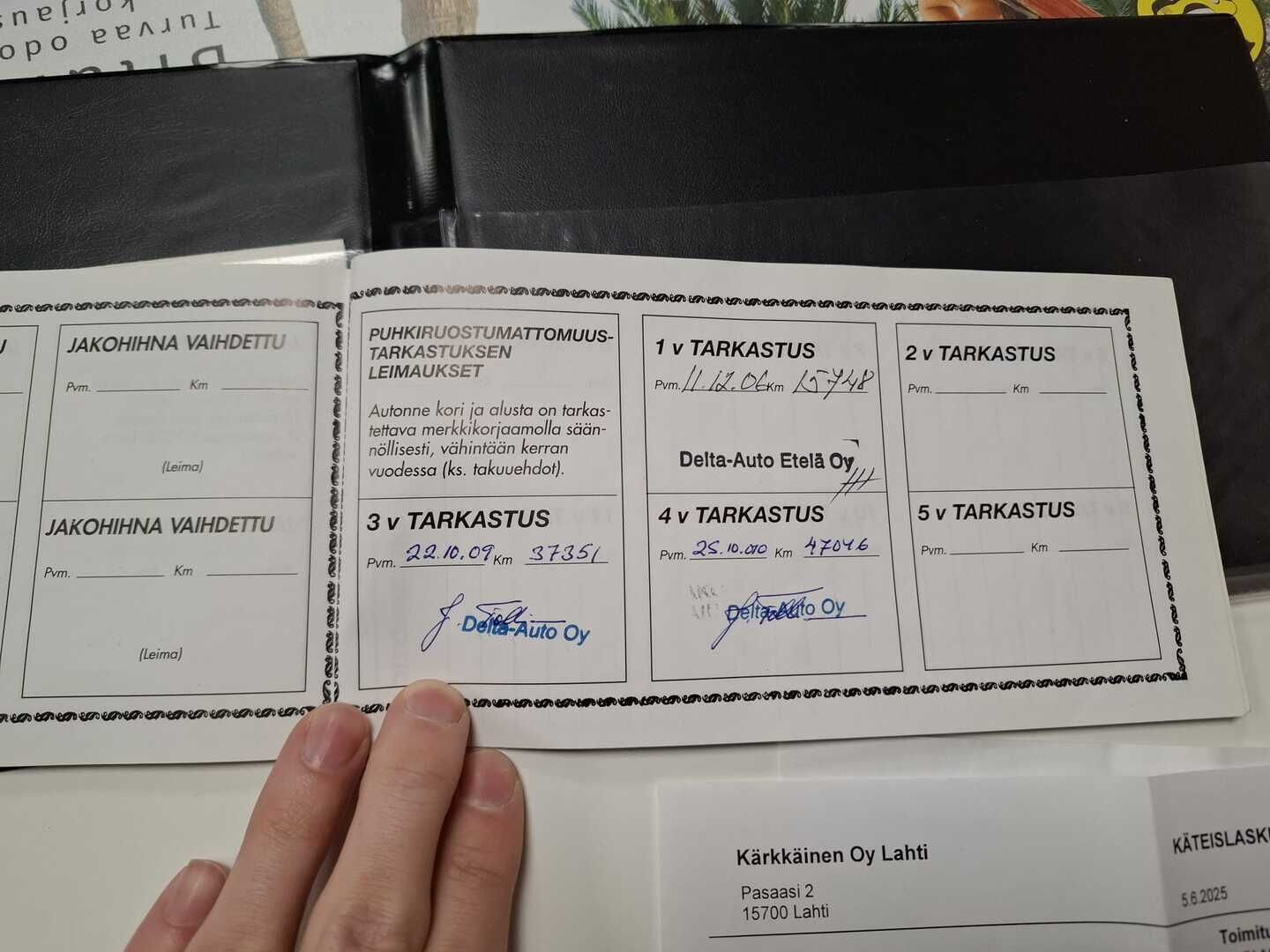 Kia Cerato 2006 *YritysOutlet - Myydään vain yrityksille* - *YritysOutlet - Myydään vain yrityksille* Sähköikkunat / Ilmastointi / Lohko sisä *