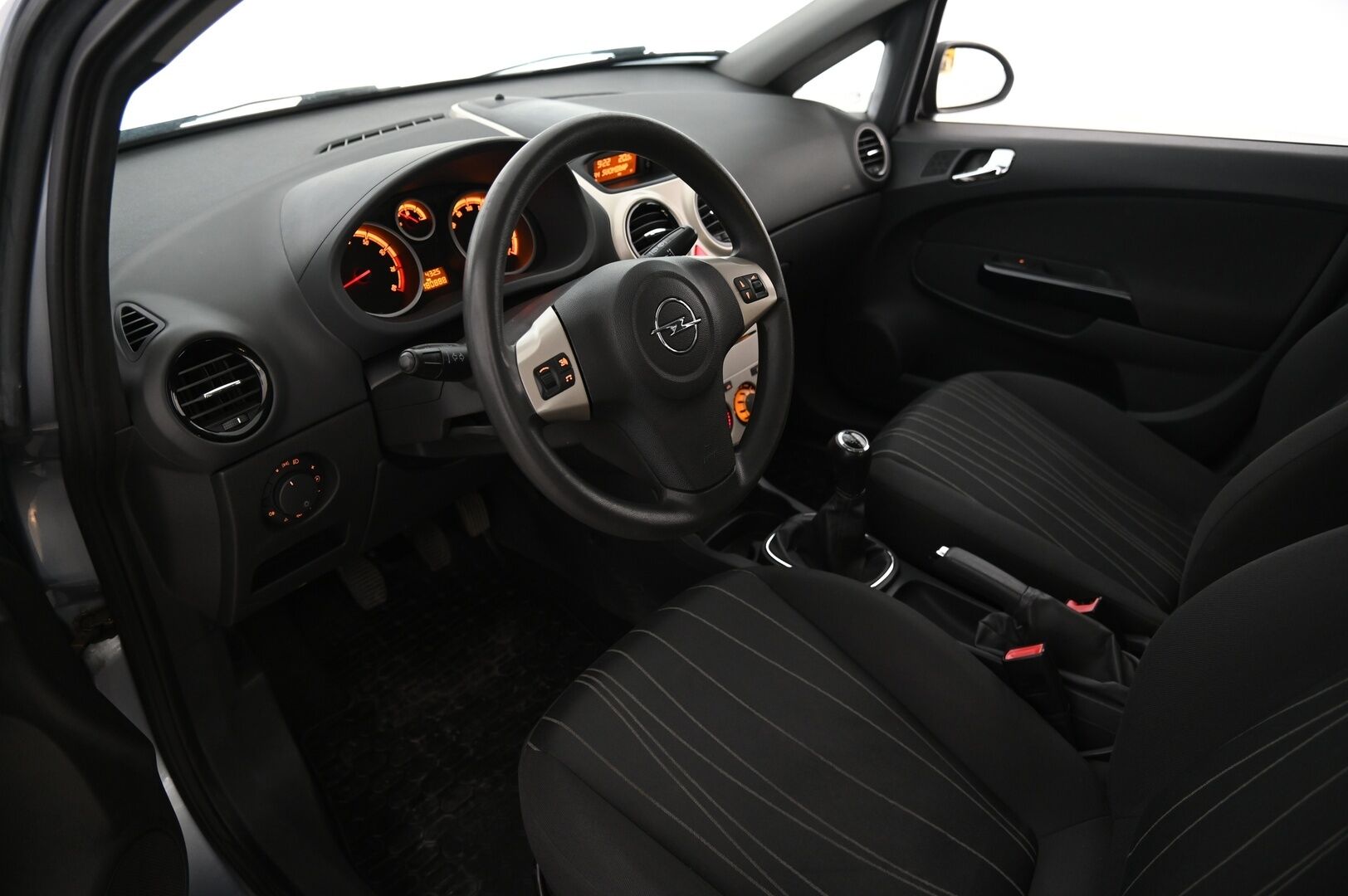 Opel Corsa 2007 *Myydään Huutokaupat.com*