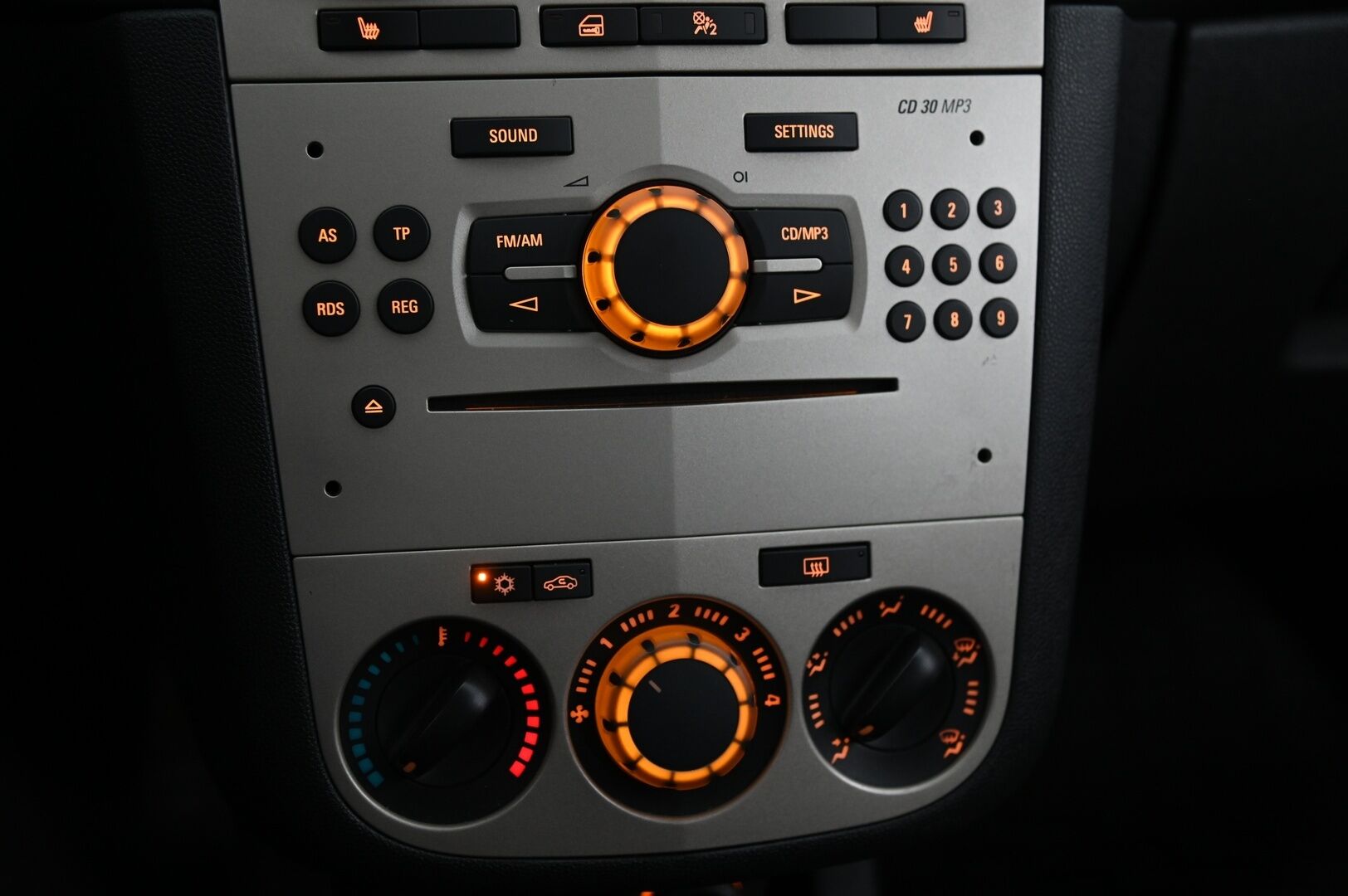 Opel Corsa 2007 *Myydään Huutokaupat.com*