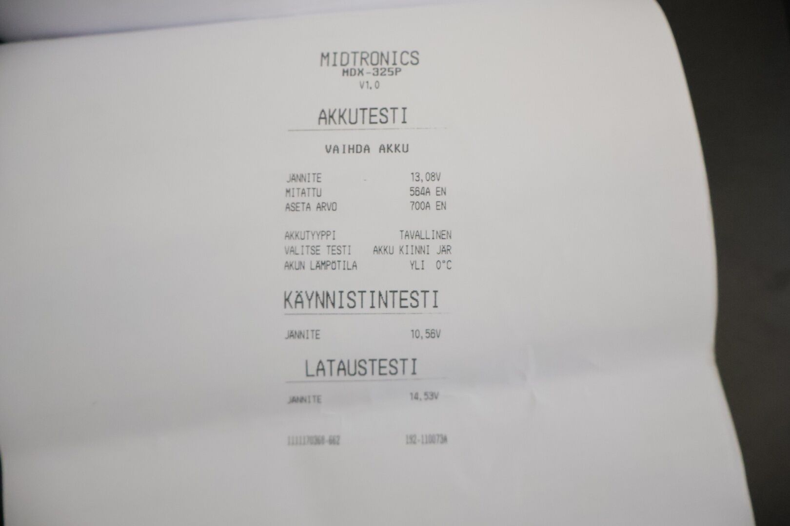 Jeep Grand Cherokee 2008 3,0 CRD A5 QT LAREDO *Myydään huutokaupat.com-sivustolla / Suomiauto / Kattavasti korjattu / Vakkari / Lohkolämmitin ** - *Isolla rahalla korjattu ja huollettu! / 3500kg vetomassa! / Kaksilla renkailla!*