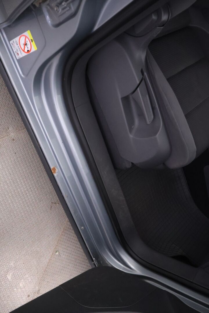 Volkswagen Touran 2010 Freestyle 1,4 TSI 103 kW (140 hv) DSG-automaatti ** YritysOutlet - Myydään vain yrityksille ** - * 2x renkaat | jakopää tehty | Mekatroniikka uusittu *