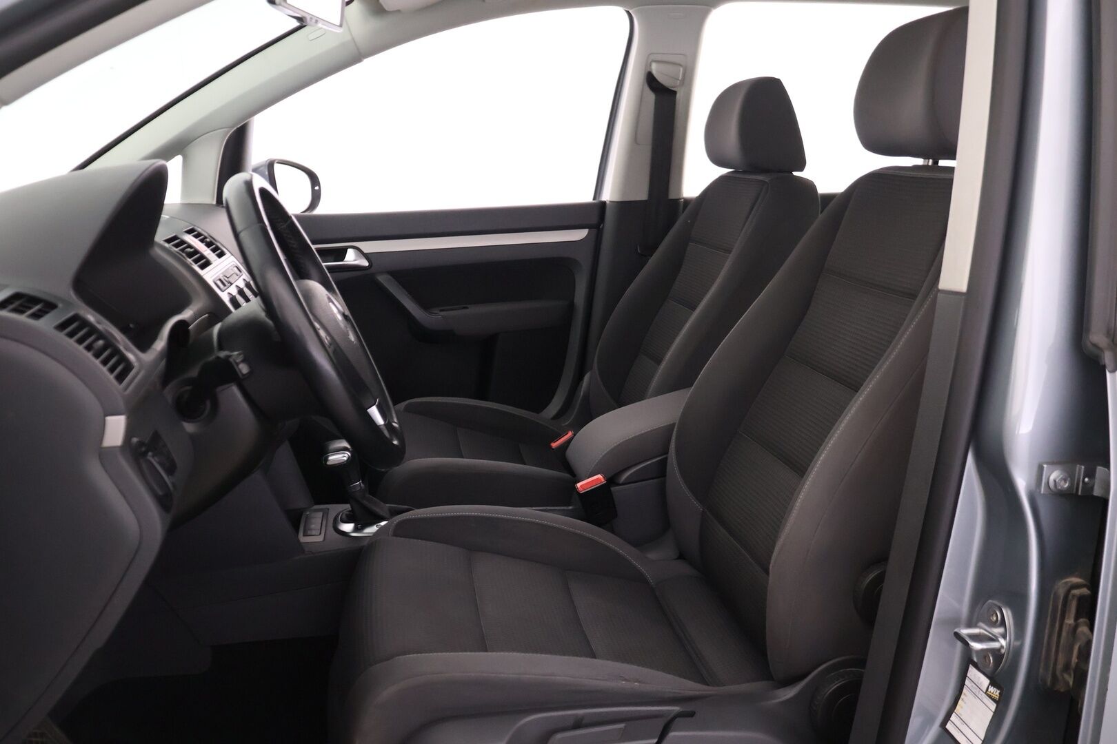 Volkswagen Touran 2010 Freestyle 1,4 TSI 103 kW (140 hv) DSG-automaatti ** YritysOutlet - Myydään vain yrityksille ** - * 2x renkaat | jakopää tehty | Mekatroniikka uusittu *