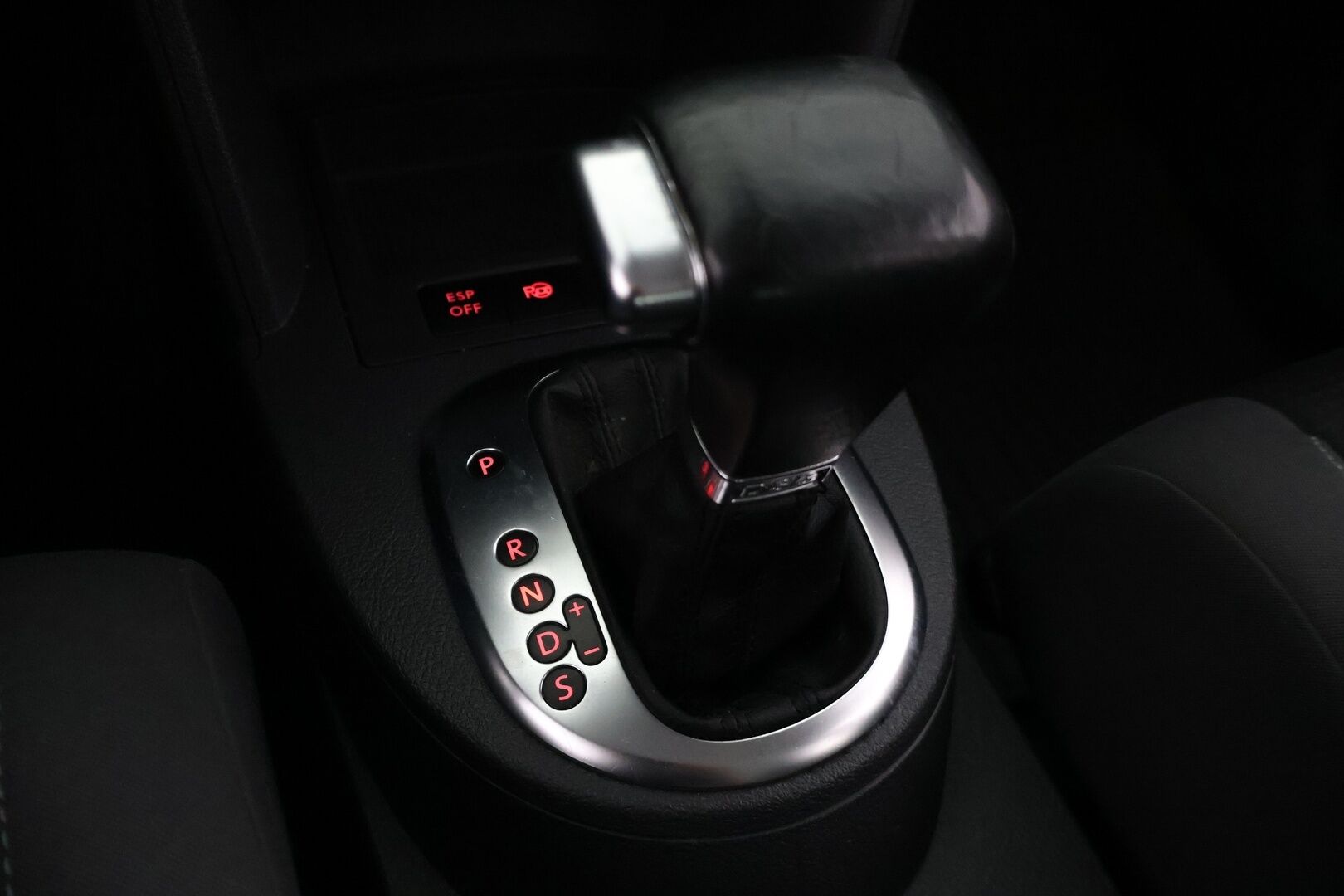 Volkswagen Touran 2010 Freestyle 1,4 TSI 103 kW (140 hv) DSG-automaatti ** YritysOutlet - Myydään vain yrityksille ** - * 2x renkaat | jakopää tehty | Mekatroniikka uusittu *