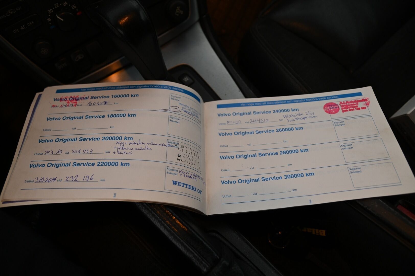 Volvo V70 2005 5D V70 STW 2.4 AUTOMATIC *Myydään Huutokaupat.com*