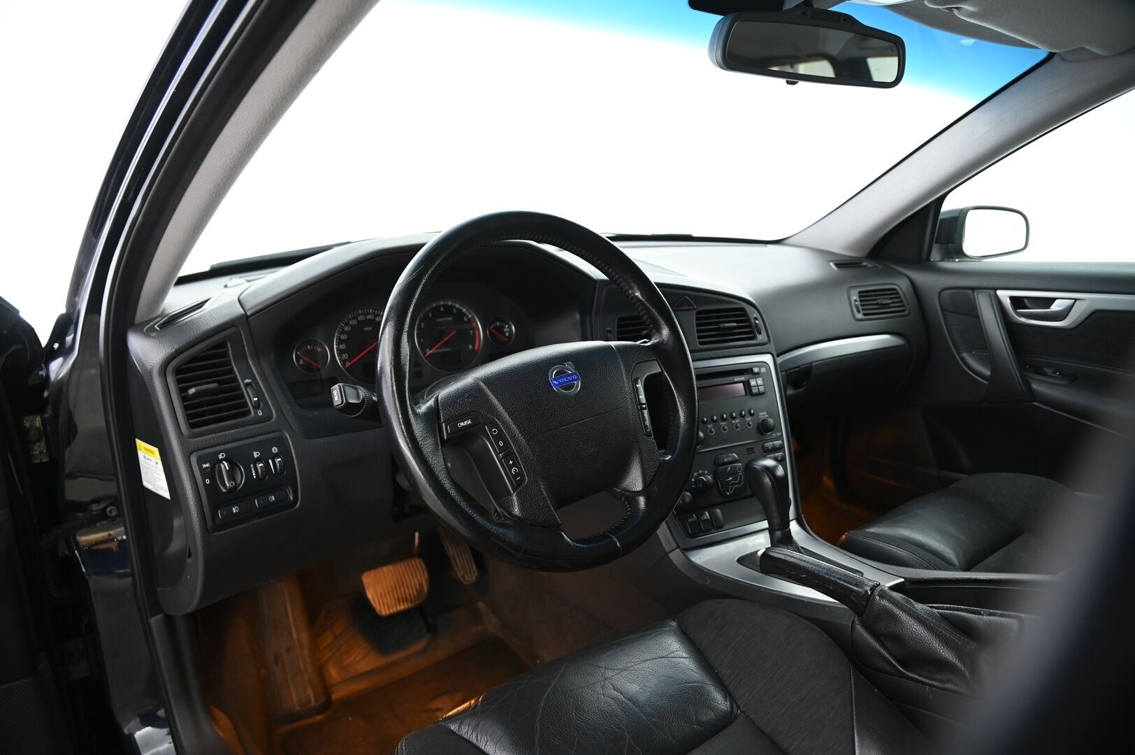 Volvo V70 2005 5D V70 STW 2.4 AUTOMATIC *Myydään Huutokaupat.com*