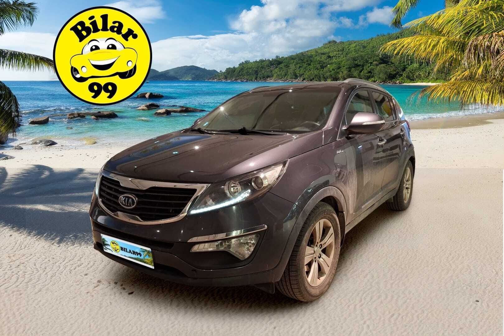 Kia Sportage 2012 2,0 AWD CRDi-R *Suomi-auto / Koukku / 2x kunnon renkaat aluilla / Lohko sisäpist. / Vakkari / Puolinahat / P.tutka* - Lukittavalla nelivedolla varustettu & säntillisesti huollettu Sportage!