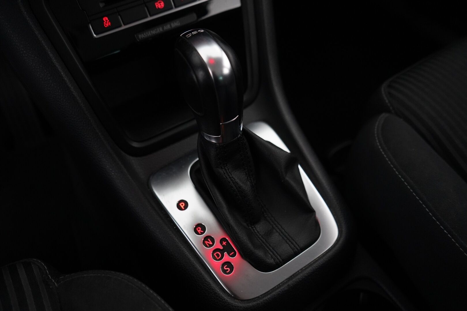 Seat Alhambra 2012 *YritysOutlet - Myydään vain yrityksille / Webasto / Koukku / Hyvät huollot / Vakkari / Tutkat* - Tämä auto myydään YritysOutlet -valikoimasta vain yritykselle