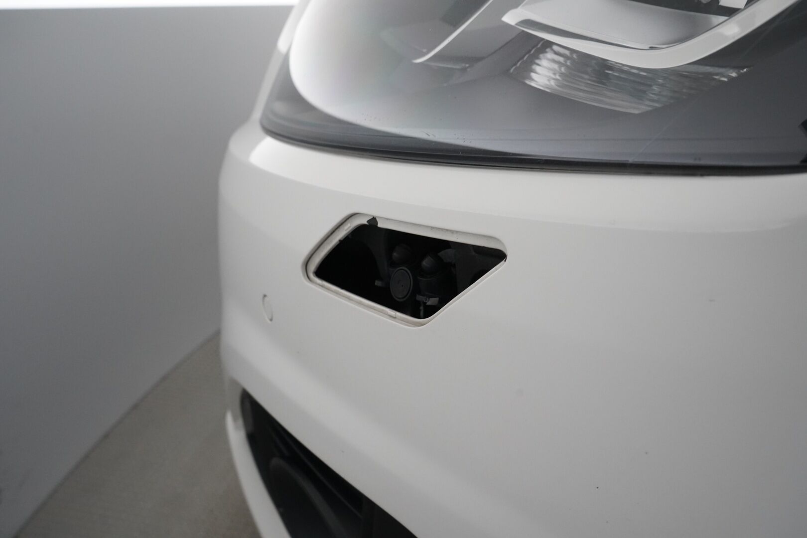 Seat Alhambra 2012 *YritysOutlet - Myydään vain yrityksille / Webasto / Koukku / Hyvät huollot / Vakkari / Tutkat* - Tämä auto myydään YritysOutlet -valikoimasta vain yritykselle