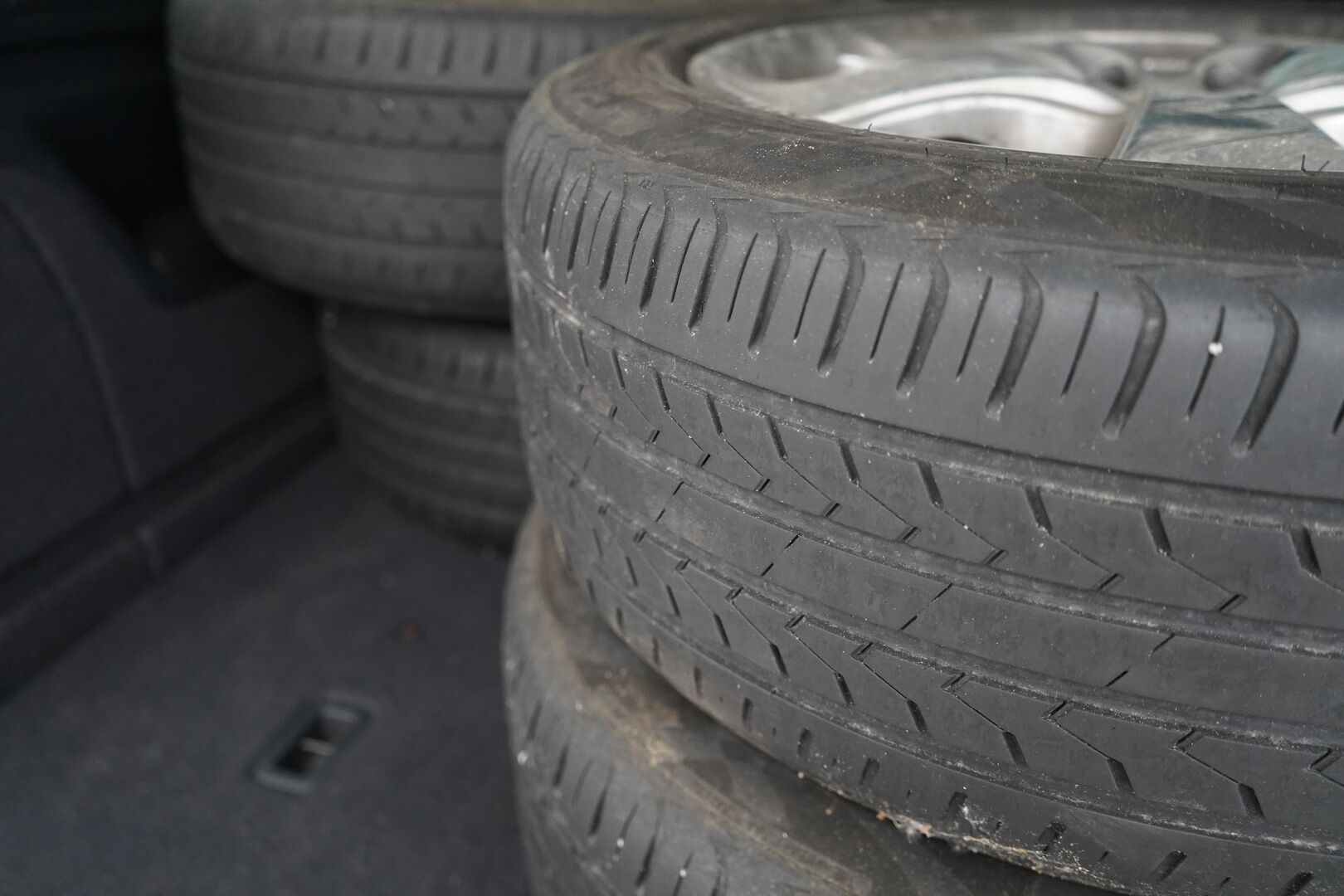 Seat Alhambra 2012 *YritysOutlet - Myydään vain yrityksille / Webasto / Koukku / Hyvät huollot / Vakkari / Tutkat* - Tämä auto myydään YritysOutlet -valikoimasta vain yritykselle