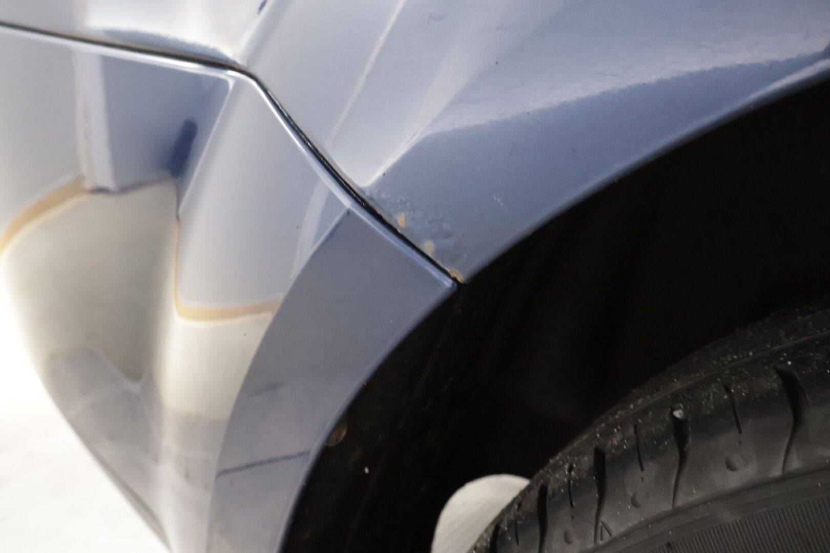 Ford Focus 2005 2,0 145hv Titanium M5 - YritysOutlet - Myydään vain yrityksille - – Tämä auto myydään YritysOutlet -valikoimasta vain yritykselle