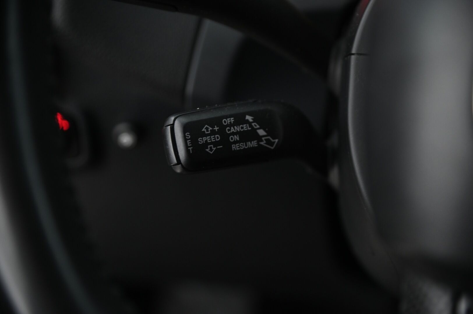 Audi Q5 2012 2,0 TDI quattro S tronic Offroad edition **YritysOutlet - Myydään vain yrityksille* - *2x Renkaat / Koukku / Webasto / Sporttipenkit