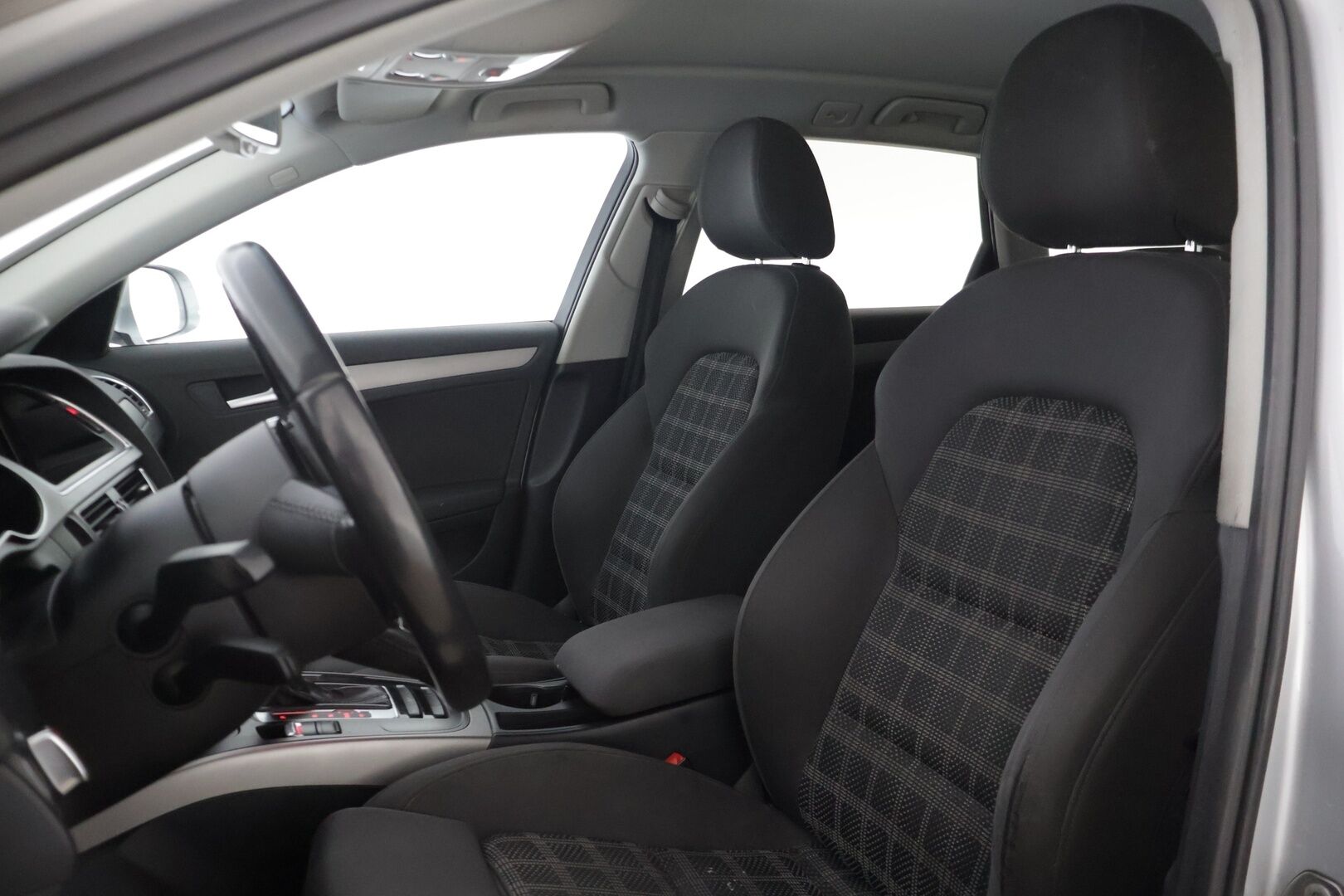 Audi A4 2012 Avant Business 2,0 TDI 105 kW multitronic *Yritys Outlet- Myydään vain yrityksille!* - Suomi-auto |Juuri huollettu | Vakkari | P-Tutka | Start-Stop | Sähköluukku | 2x Renkaat |