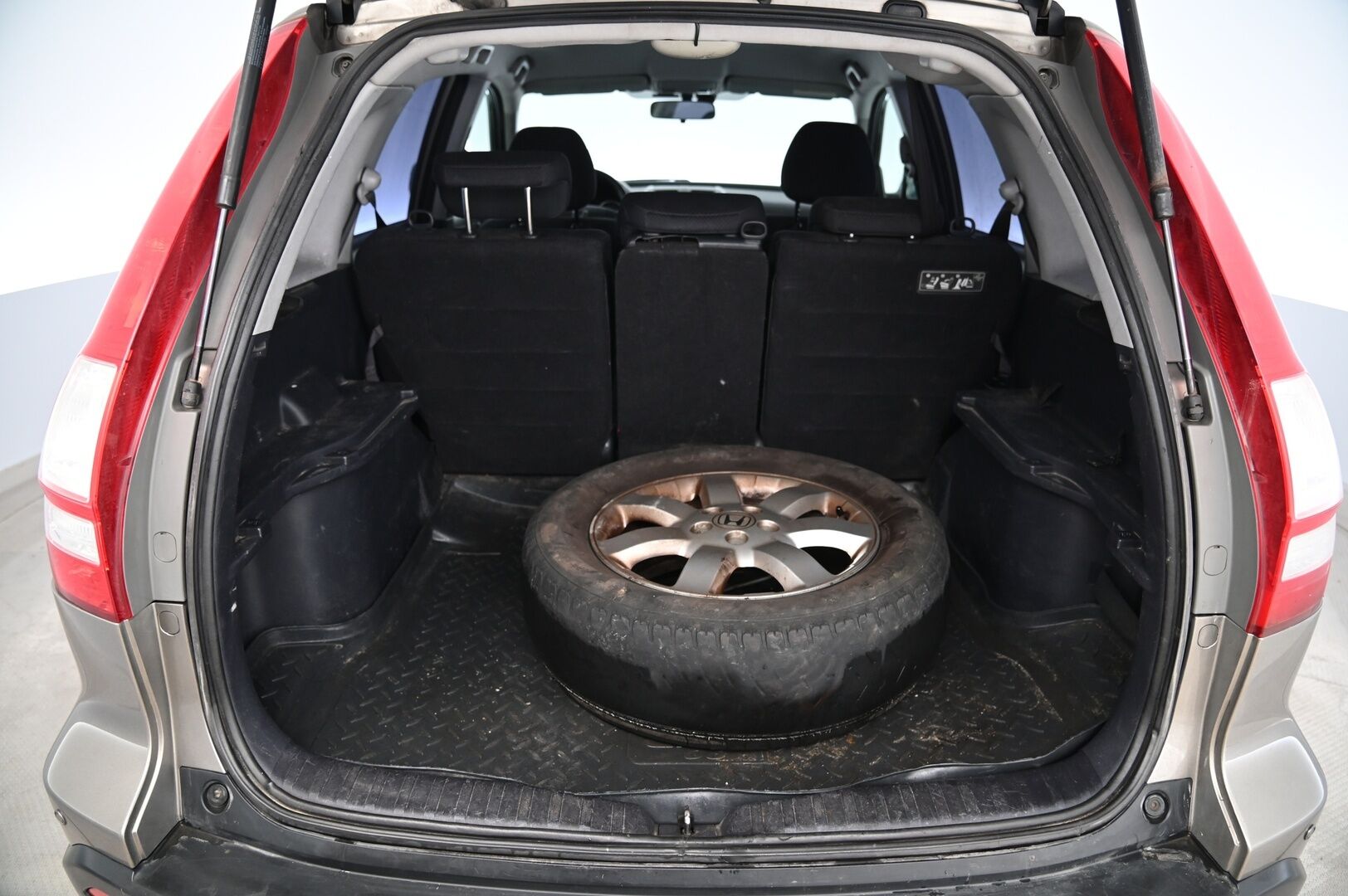 Honda CR-V 2008 *Myydään huutokaupat.com / Vakkari / Tutka / 1X renkaat* - *Myydään huutokaupat.com*