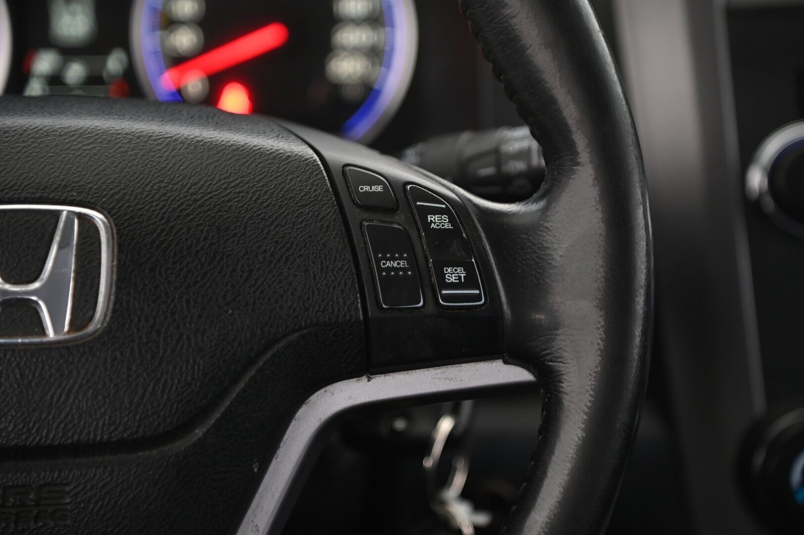 Honda CR-V 2008 *Myydään huutokaupat.com / Vakkari / Tutka / 1X renkaat* - *Myydään huutokaupat.com*