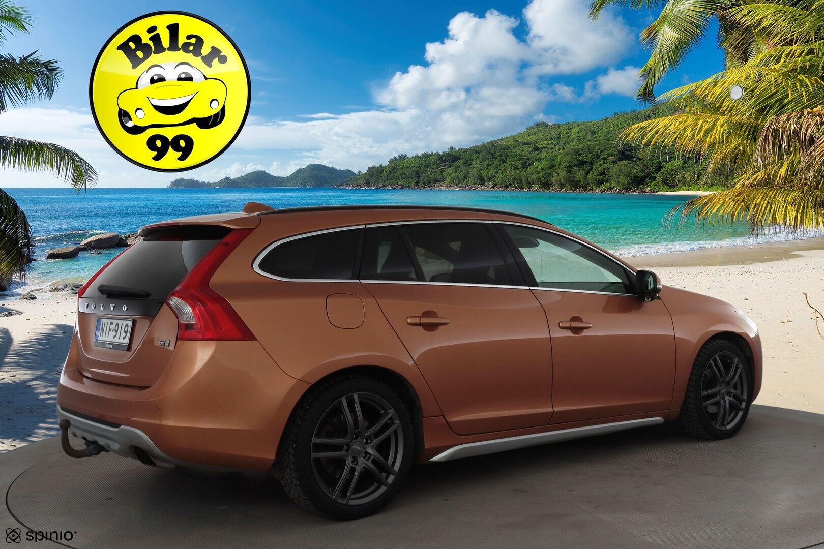 Volvo V60 2011 2,0T Momentum aut * YritysOutlet - Myydään vain yrityksille * - * Suomi-auto / ACC / P.tutka / Koukku / Kaistavahti / Nahat / BLIS *