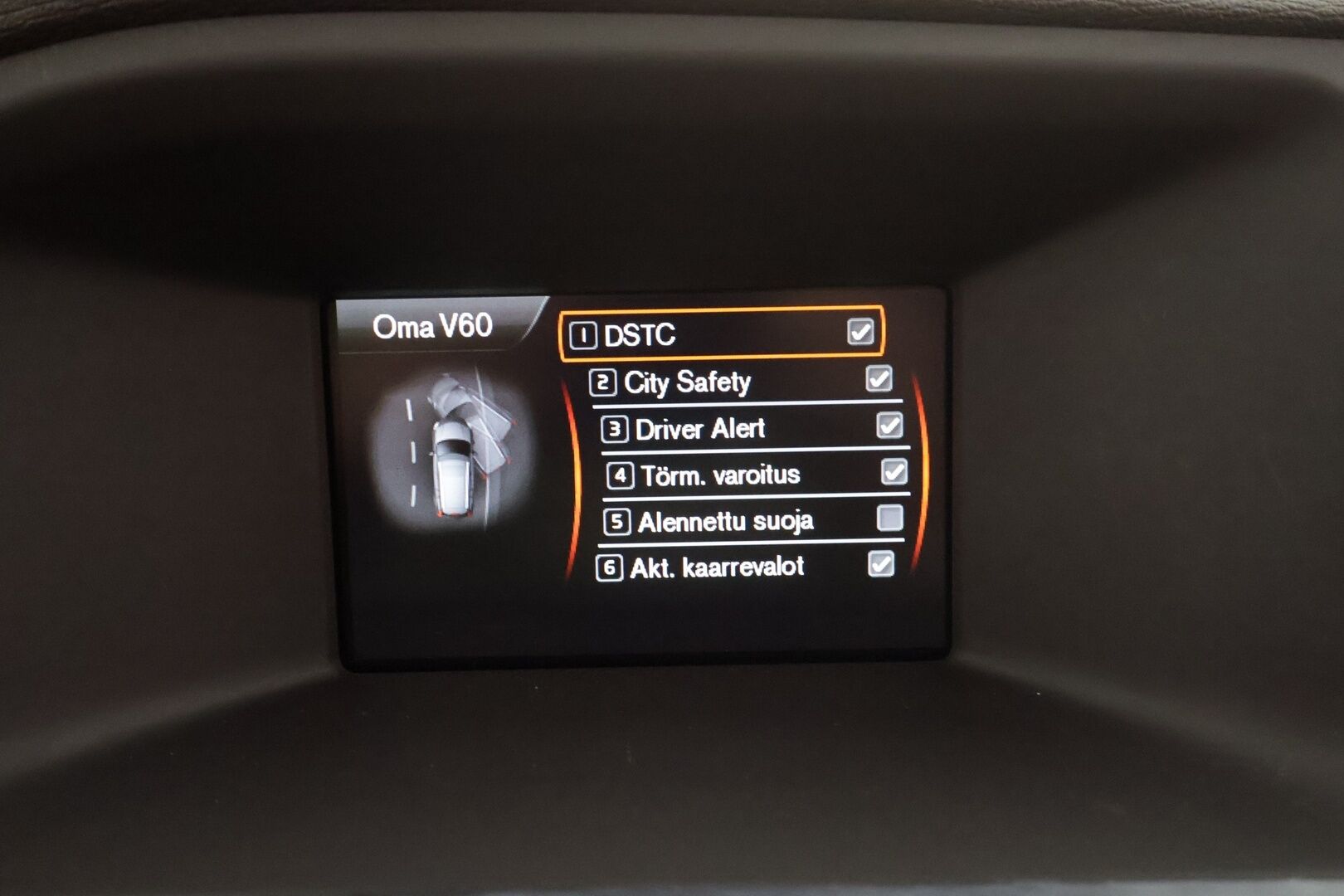 Volvo V60 2011 2,0T Momentum aut * ACC / P.tutka / Koukku / Kaistavahti / Nahat / BLIS * - Suomi-auto 