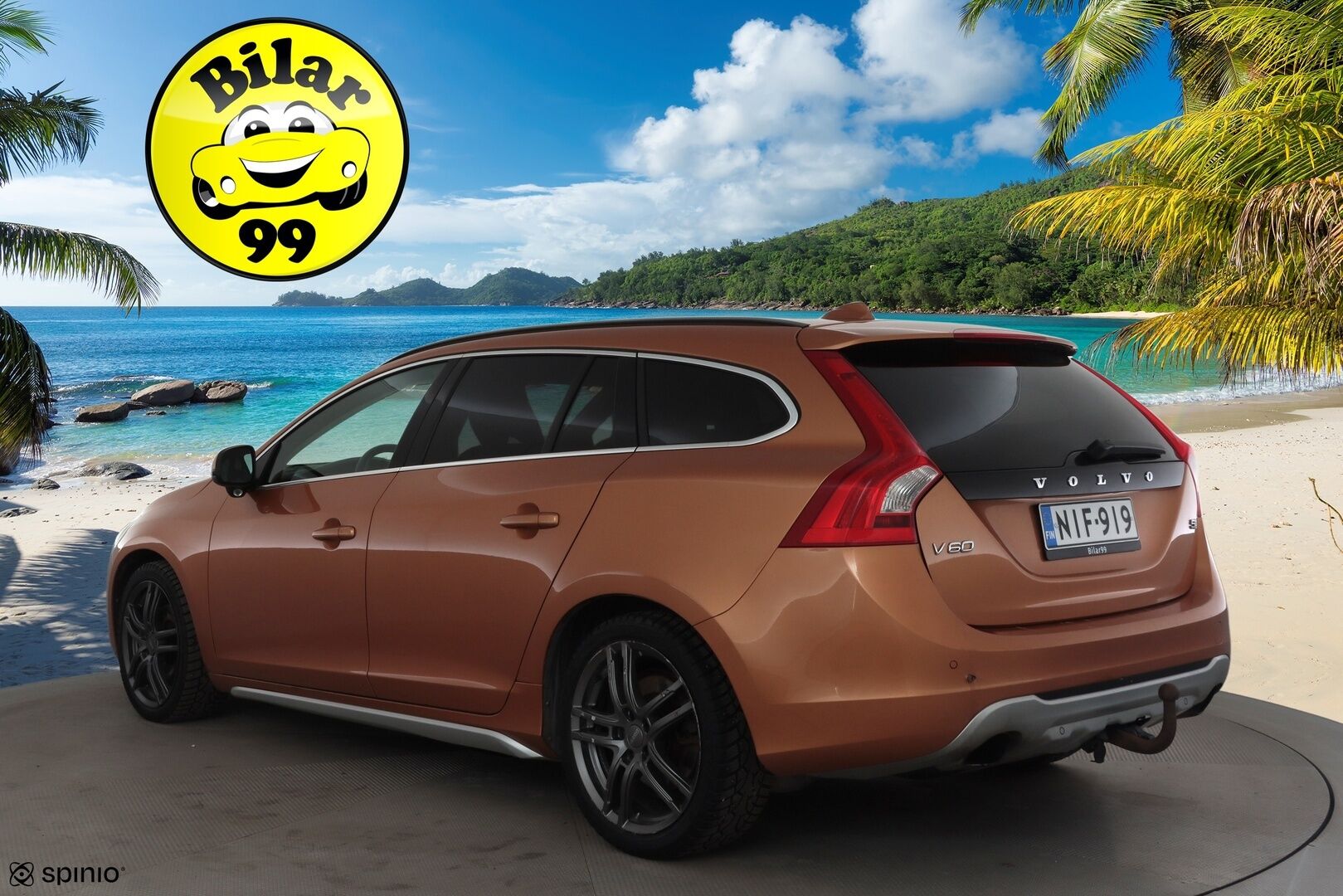 Volvo V60 2011 2,0T Momentum aut * YritysOutlet - Myydään vain yrityksille * - * Suomi-auto / ACC / P.tutka / Koukku / Kaistavahti / Nahat / BLIS *