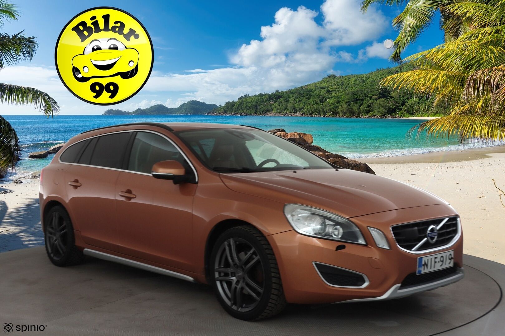 Volvo V60 2011 2,0T Momentum aut * YritysOutlet - Myydään vain yrityksille * - * Suomi-auto / ACC / P.tutka / Koukku / Kaistavahti / Nahat / BLIS *