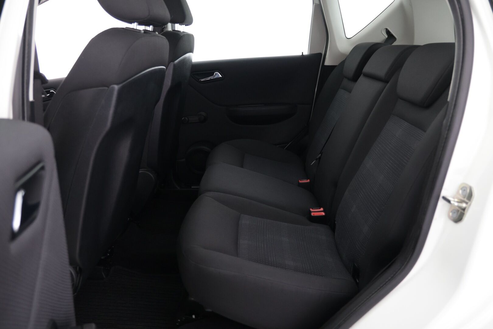 Mercedes-Benz A 2010 160 5D A Business | Vakkari | Kahdet Renkaat | Merkkihuollettu - Tässä on erittäin harvinainen ja siisti A Mersu yksilö.