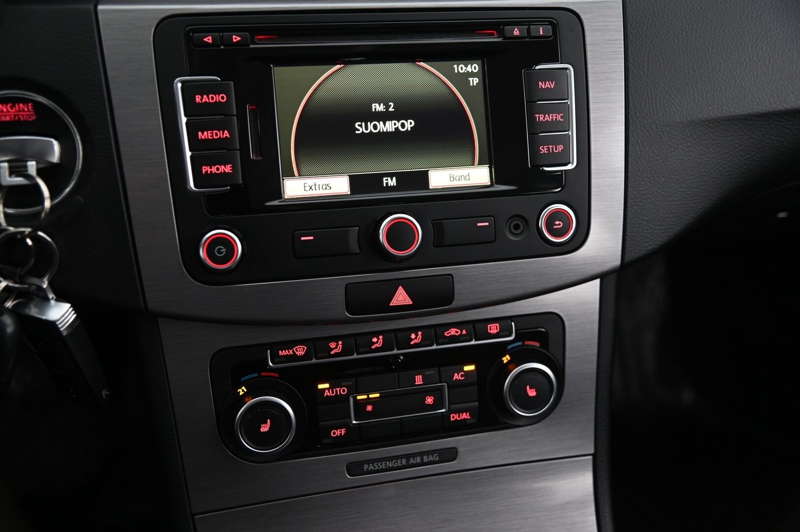 Volkswagen Passat 2012 Variant Comfortline 2,0 TDI 103 kW (140 hv) BlueMotion Technology 4MOTION *Suomi-Auto / Koukku / Navi / Webasto * - *Juuri saapunut! / 2X Renkaat / P-Tutkat*