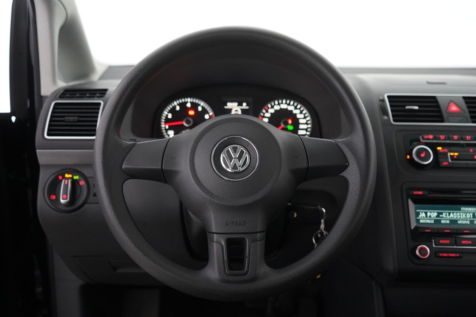 Volkswagen Touran 2012 1.4 TSI Comfortline 103kW 140hv DSG Autom. - Suomi-auto | 7P | Panorama | Webasto | Xenon-ajovalot | Pysäköinti tutkat edessä ja takana | Pysäköintiavustin | 2x renkaat & vanteet - KORKO VAIN 3,99 %
