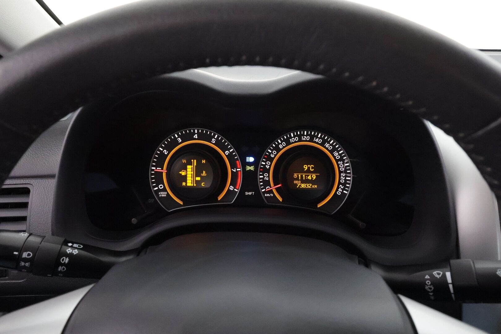 Toyota Corolla 2013 1,6 Valvematic Linea Sol * 1-om Suomi-auto / Vakkari / AC / Sähköpeilit / Lohkolämmitin * - Merkkihuollot / Kahdet renkaat