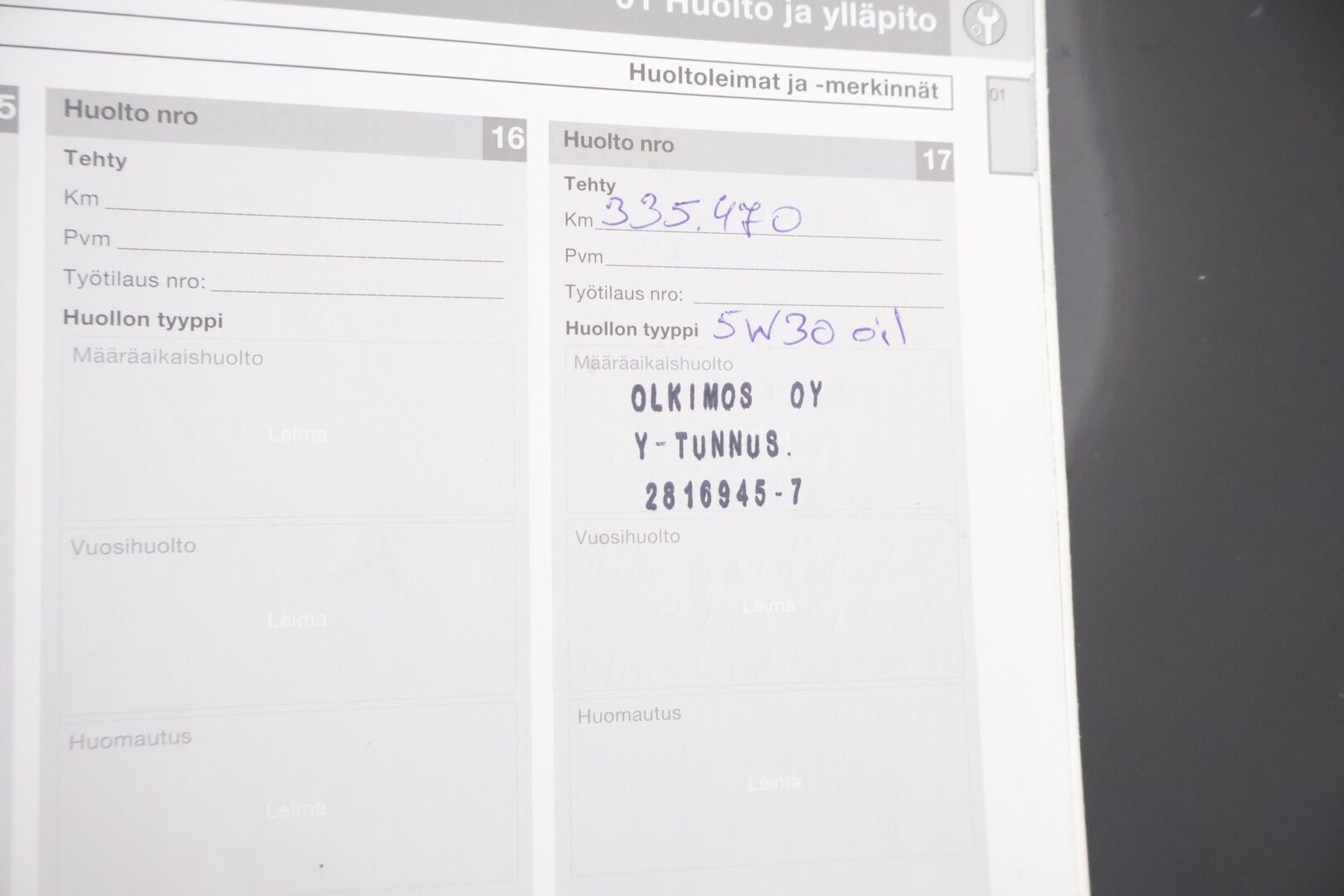 Volvo V40 2012 D2 Momentum Business - *Myydään huutokaupat.com* / Juuri huollettu! / Suomi-auto / Vakkari / PA-lisälämmitin / Xenon-valot / Aut. Ilmastointi / Penkinlämmittimet