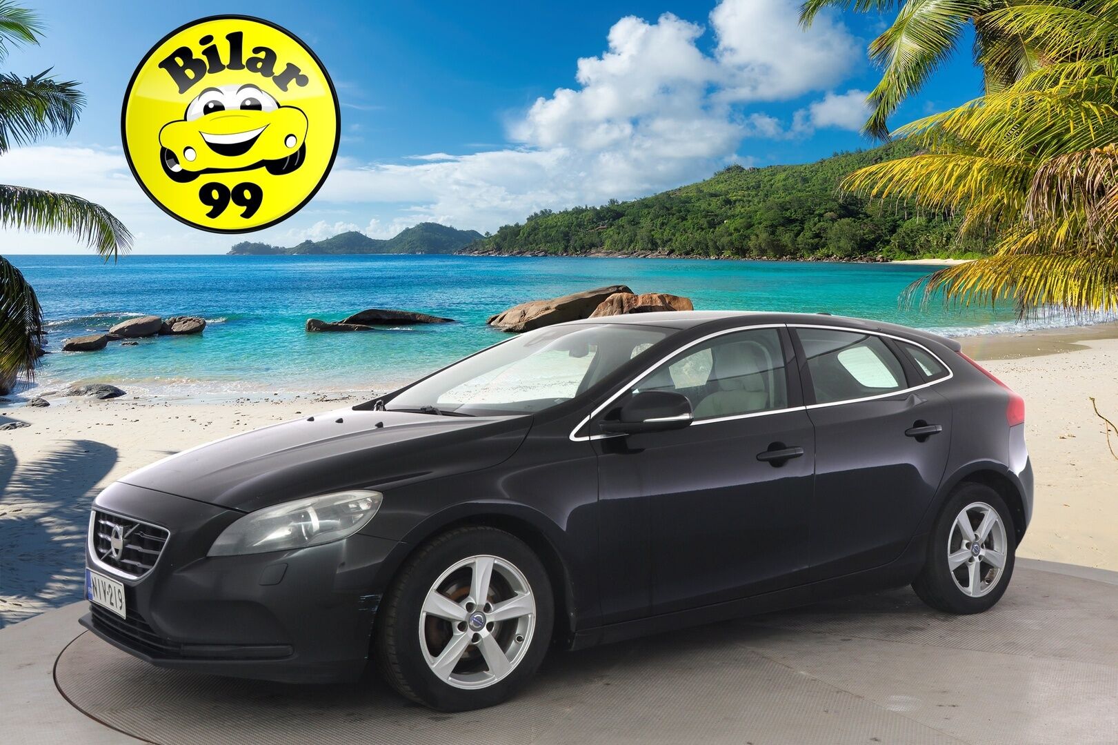 Volvo V40 2012 D2 Momentum Business - *Myydään huutokaupat.com* / Juuri huollettu! / Suomi-auto / Vakkari / PA-lisälämmitin / Xenon-valot / Aut. Ilmastointi / Penkinlämmittimet