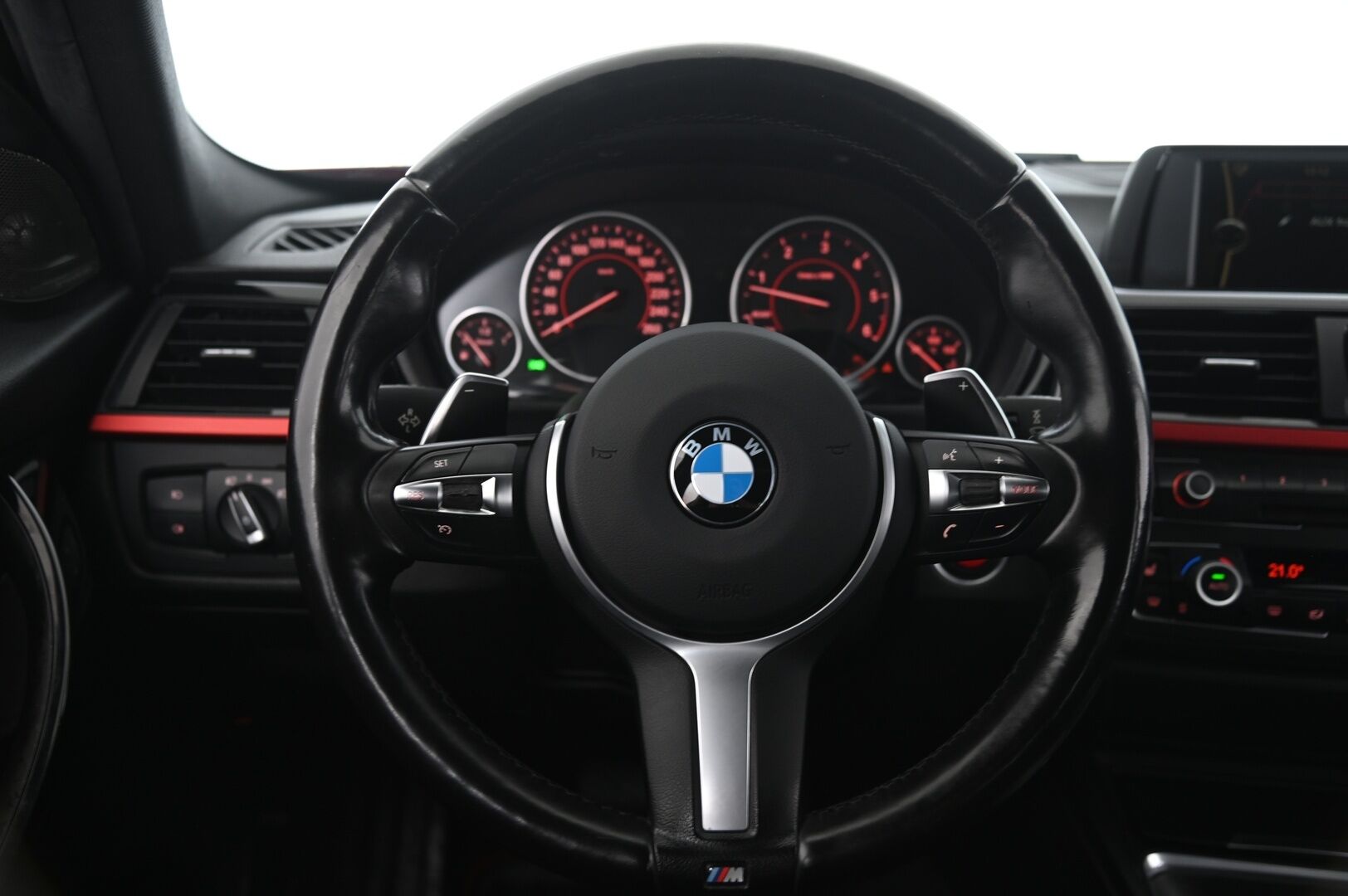 BMW 330 2013 TwinPower Turbo A F31 Touring - M-Sport Look | Melbourne Rot Metallic | M-sport ratti | H&K | Sporttipenkit | Taittuva koukku | 2 Aluvanteet