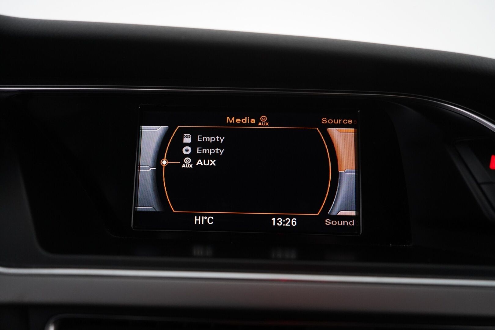 Audi A5 2013 Sportback Black Edition 1.8 TFSI 125 kW *Vakkari / Lohko / Sportti penkit / Tutka* YritysOutlet - Myydään vain yrityksille - Kahdet renkaat alumiinivantein / Suomi-auto / Todella säännöllinen huoltokirja *Tämä auto myydään YritysOutlet -valikoimasta vain yritykselle*