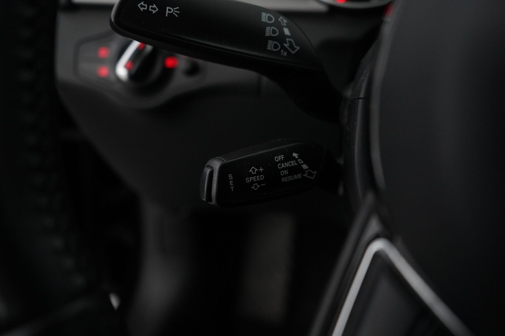 Audi A5 2013 Sportback Black Edition 1.8 TFSI 125 kW *Vakkari / Lohko / Sportti penkit / Tutka* YritysOutlet - Myydään vain yrityksille - Kahdet renkaat alumiinivantein / Suomi-auto / Todella säännöllinen huoltokirja *Tämä auto myydään YritysOutlet -valikoimasta vain yritykselle*