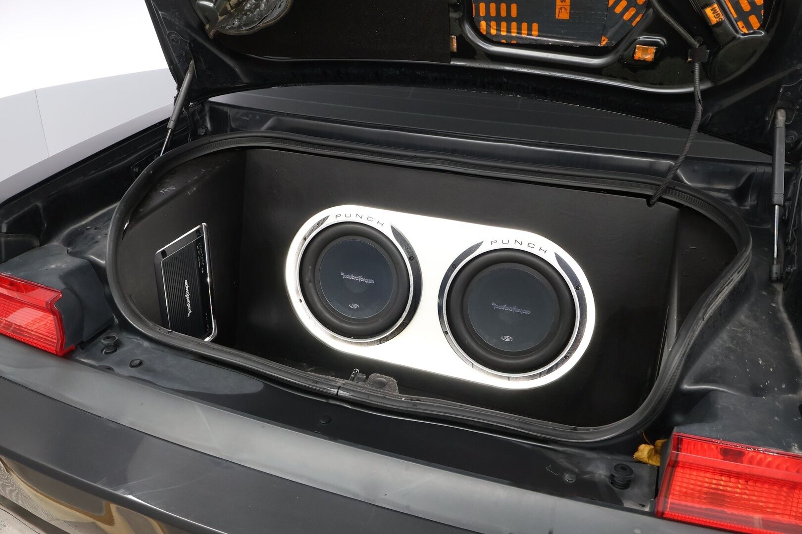 Dodge Challenger 2008 6,1 SRT8 HEMI First Edition - YritysOutlet - Myydään vain yrityksille - – Tämä auto myydään YritysOutlet -valikoimasta vain yritykselle