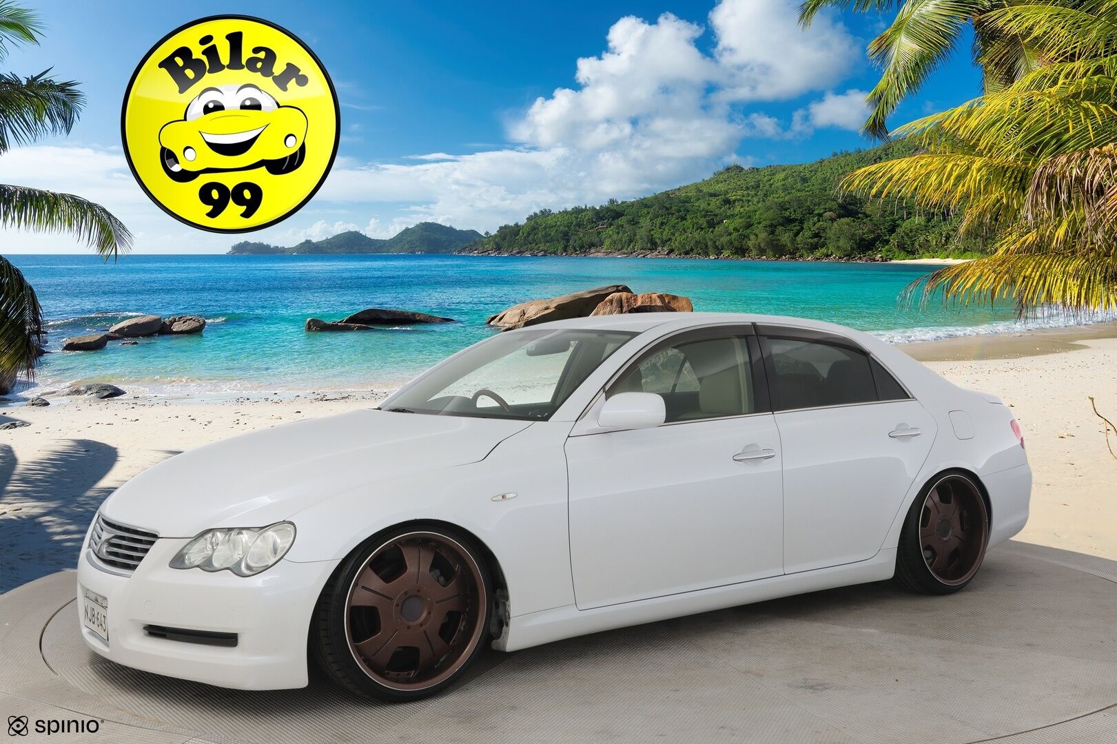Toyota MARK X 2006 Sedan (AA) 4ov 2499cm3 **Harvinainen / Tyylikäs / Sähkösäätöiset penkit.** - Kahdet renkaat vanteineen (kesä) / Säädettävä alusta / Takaveto