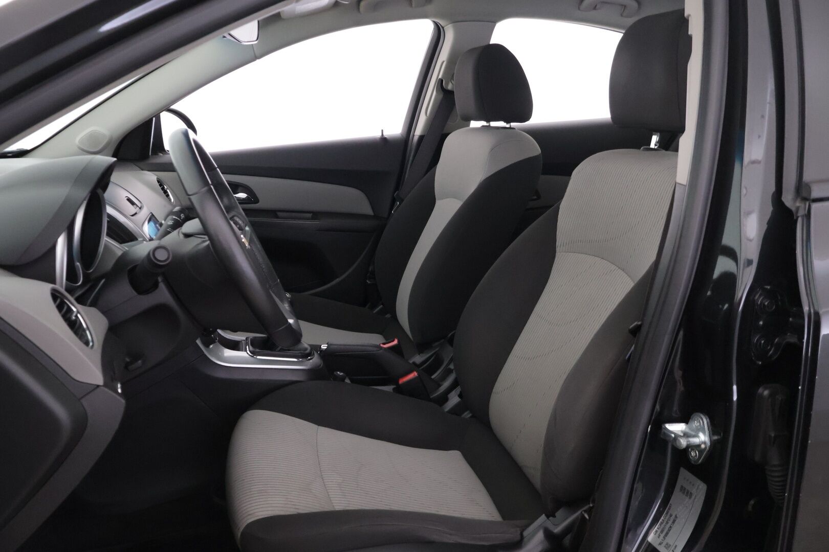 Chevrolet Cruze 2013 4-ov LS Plus 1,6 91kW MT5