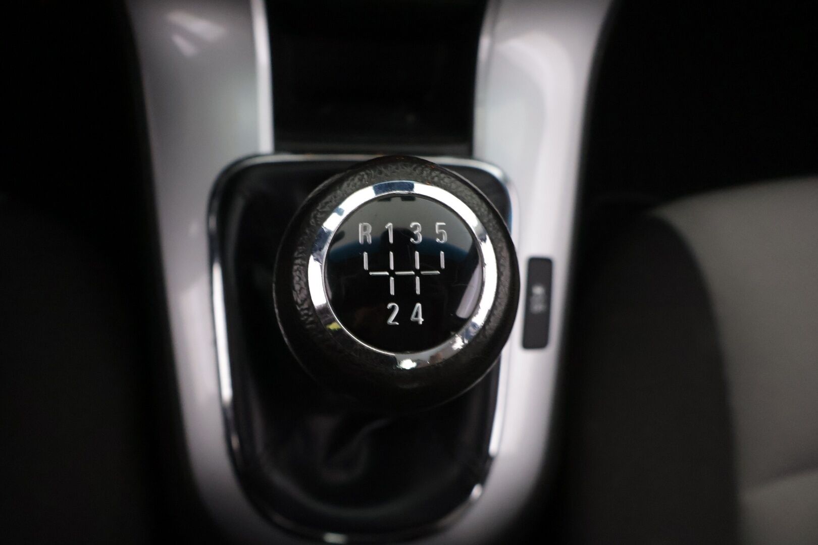 Chevrolet Cruze 2013 4-ov LS Plus 1,6 91kW MT5