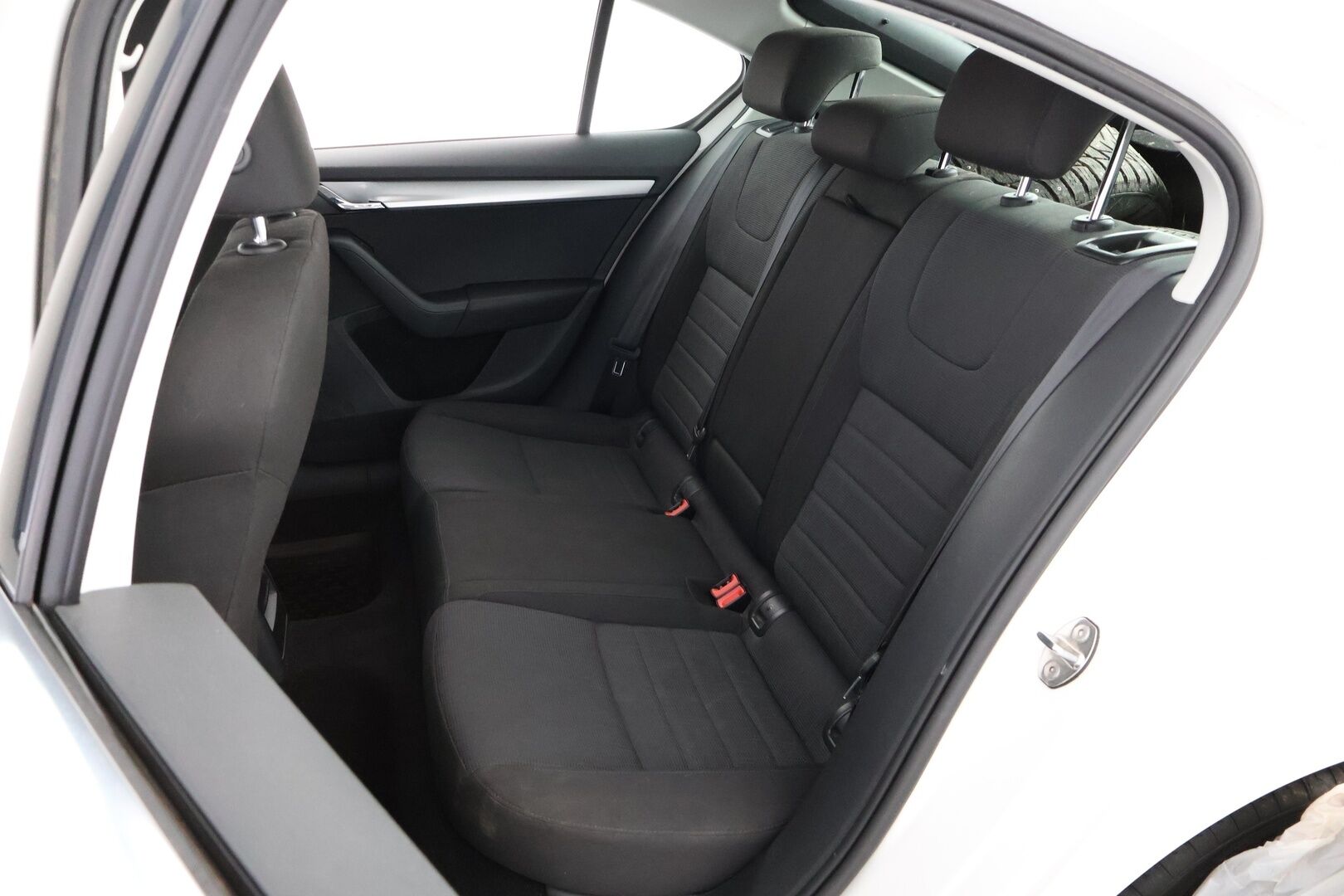 Skoda Octavia 2013 1,8 TSI Elegance DSG Autom. - YritysOutlet - Myydään vain yrityksille - - YritysOutlet - Myydään vain yrityksille