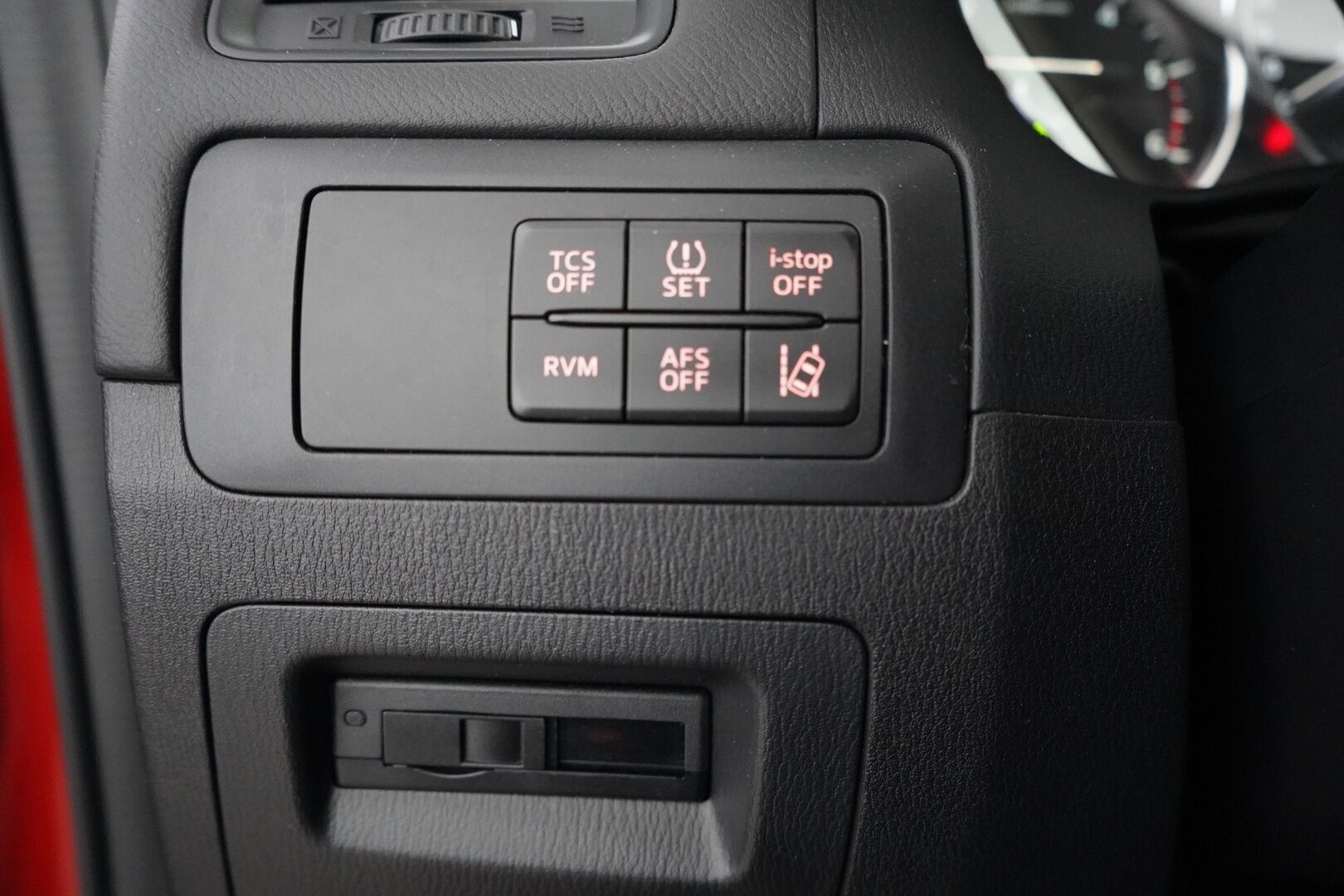 Mazda CX-5 2013 MYYDÄÄN HUUTOKAUPAT.COM - HUUTOKAUPAT.COM SIVUSTOLLA MYYNNISSÄ